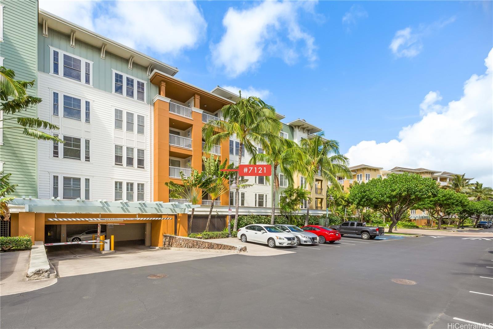Colony at the Peninsula condo # 7121, Honolulu, Hawaii - photo 19 of 23