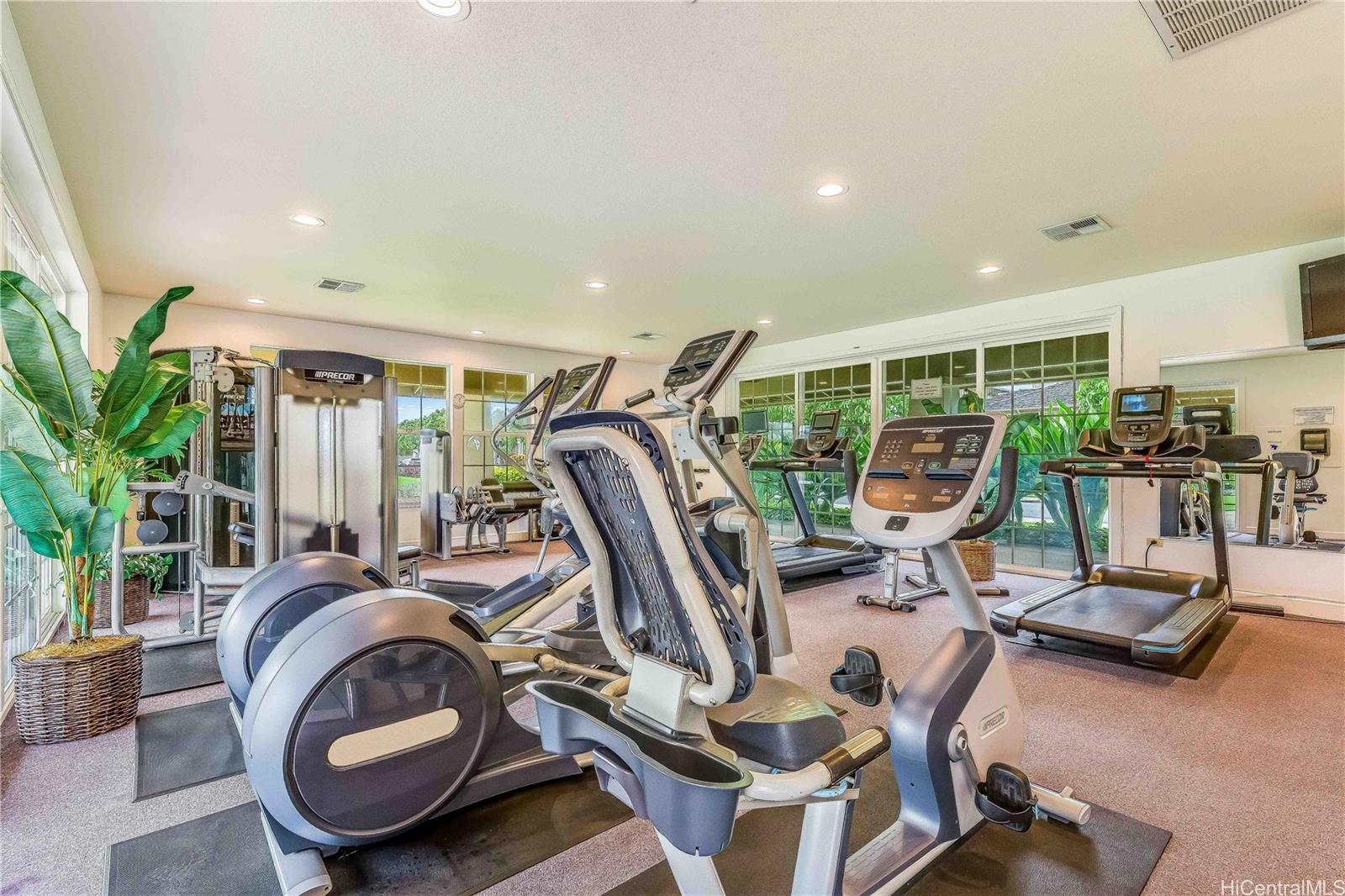 Colony at the Peninsula condo # 7121, Honolulu, Hawaii - photo 23 of 23