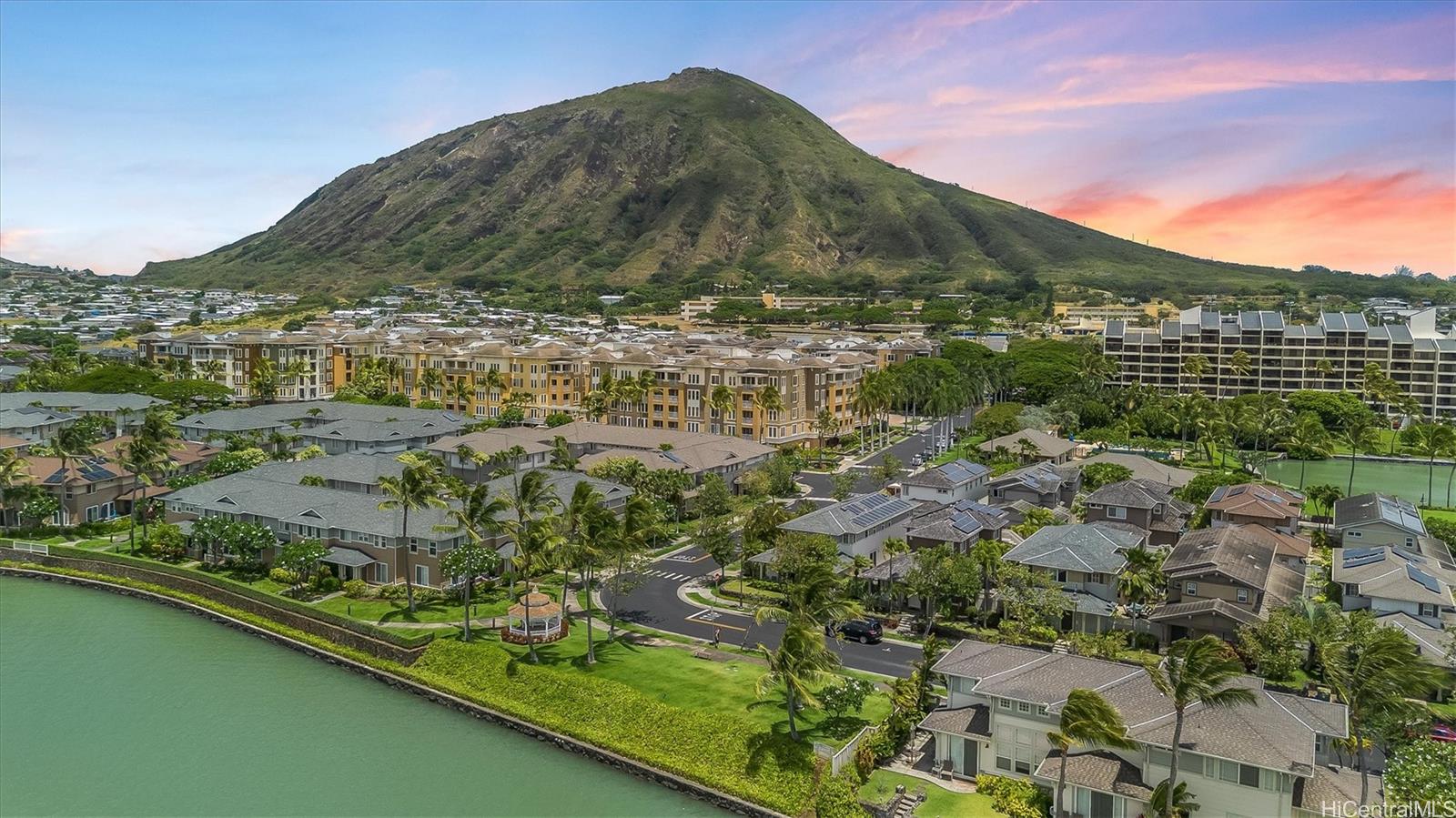 Colony at the Peninsula condo # 7203, Honolulu, Hawaii - photo 12 of 25