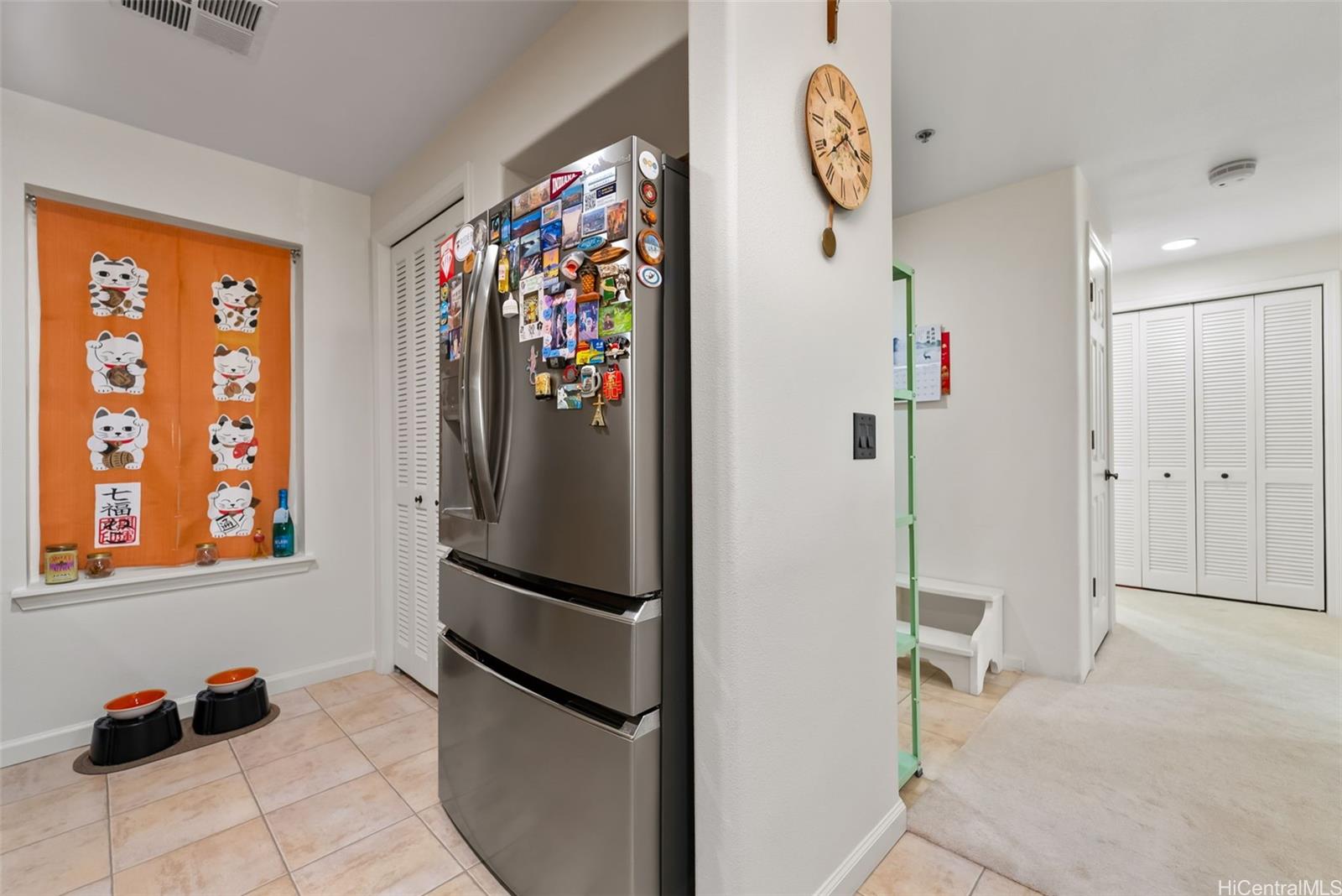 Colony at the Peninsula condo # 7216, Honolulu, Hawaii - photo 6 of 24