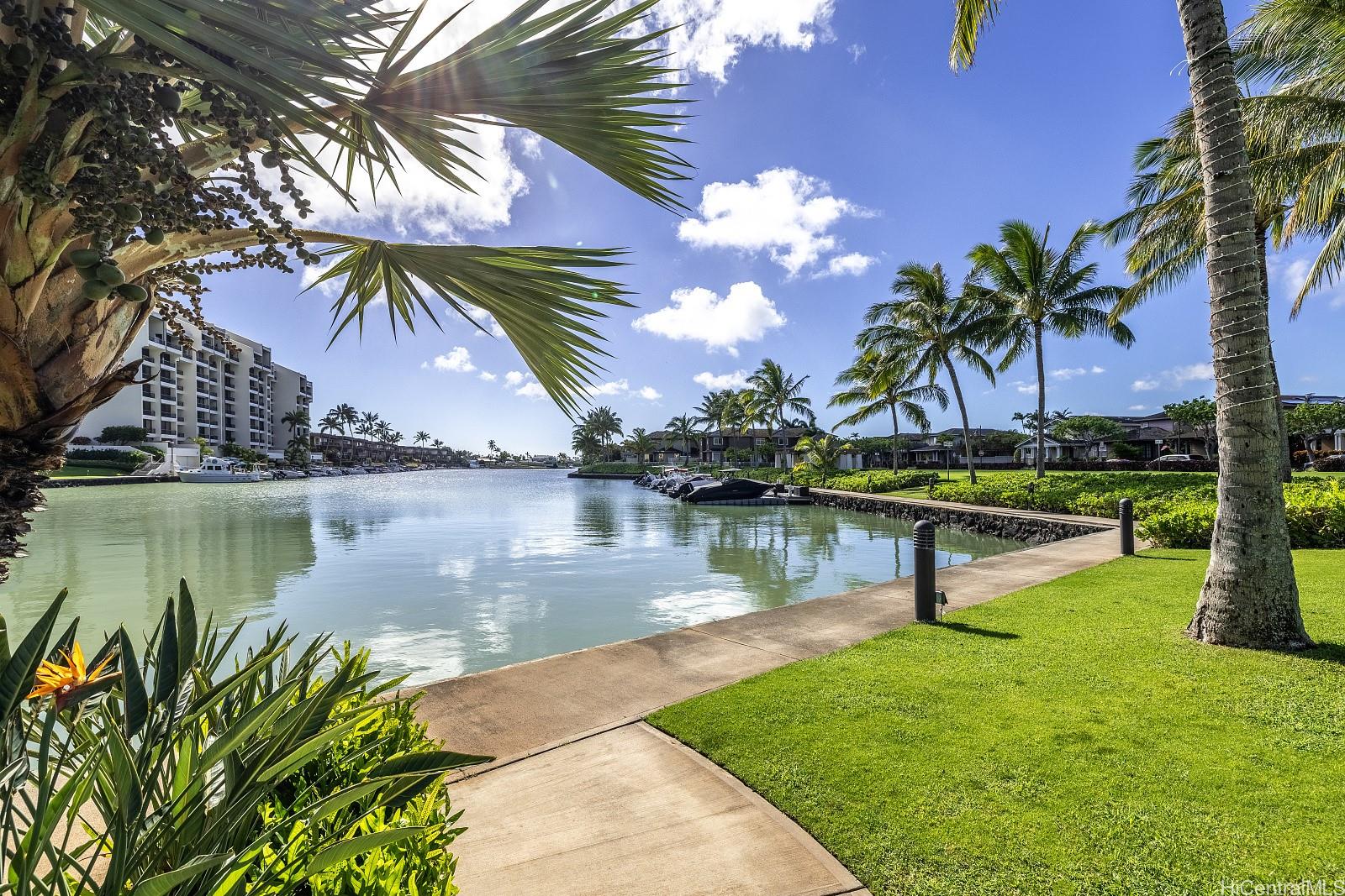 Colony at the Peninsula condo # 7311, Honolulu, Hawaii - photo 19 of 24