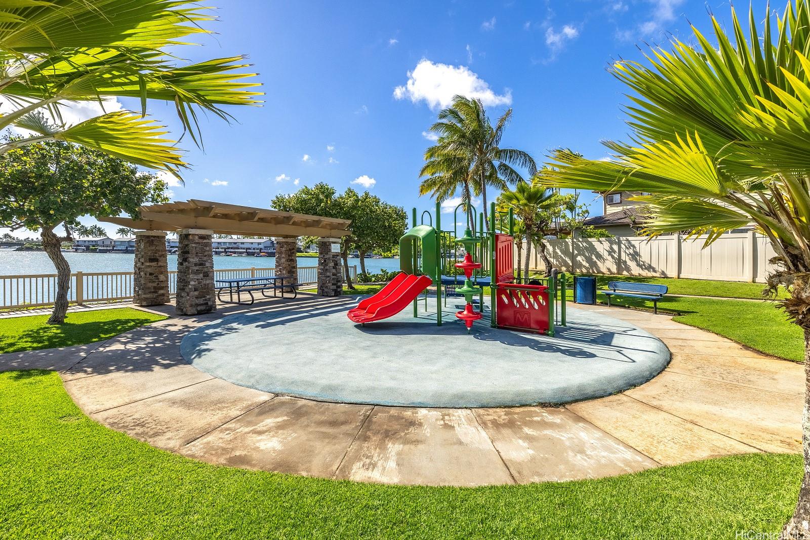 Colony at the Peninsula condo # 7311, Honolulu, Hawaii - photo 23 of 24