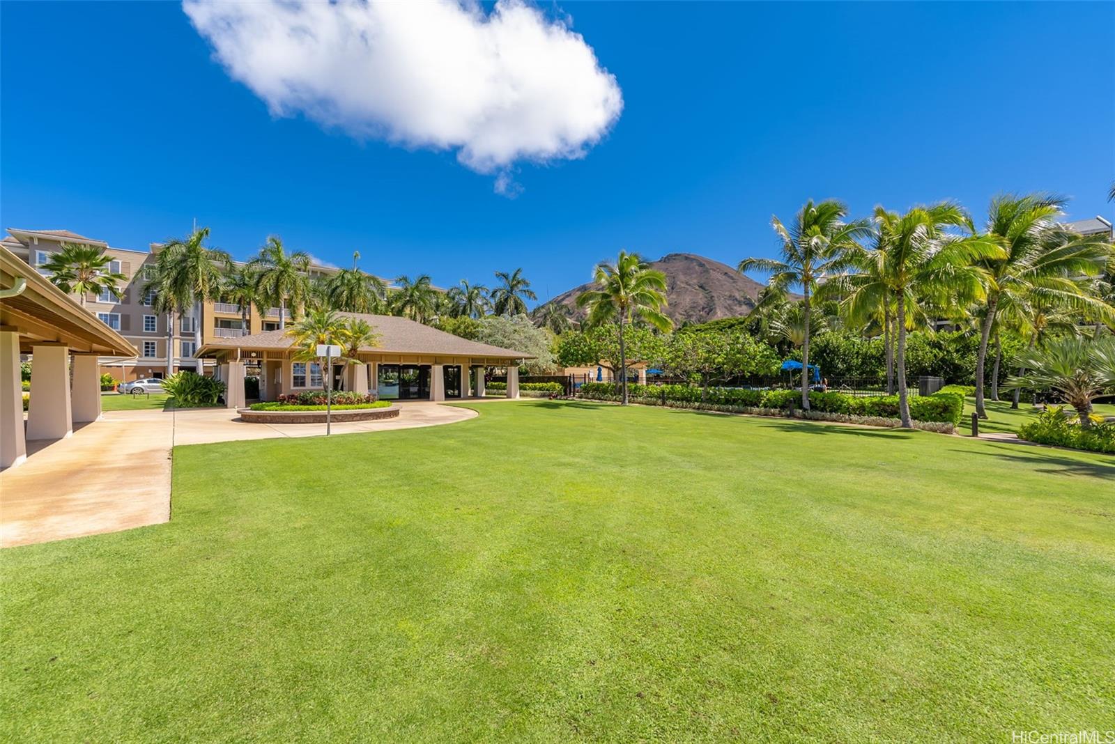 Colony at the Peninsula condo # 7313, Honolulu, Hawaii - photo 23 of 25