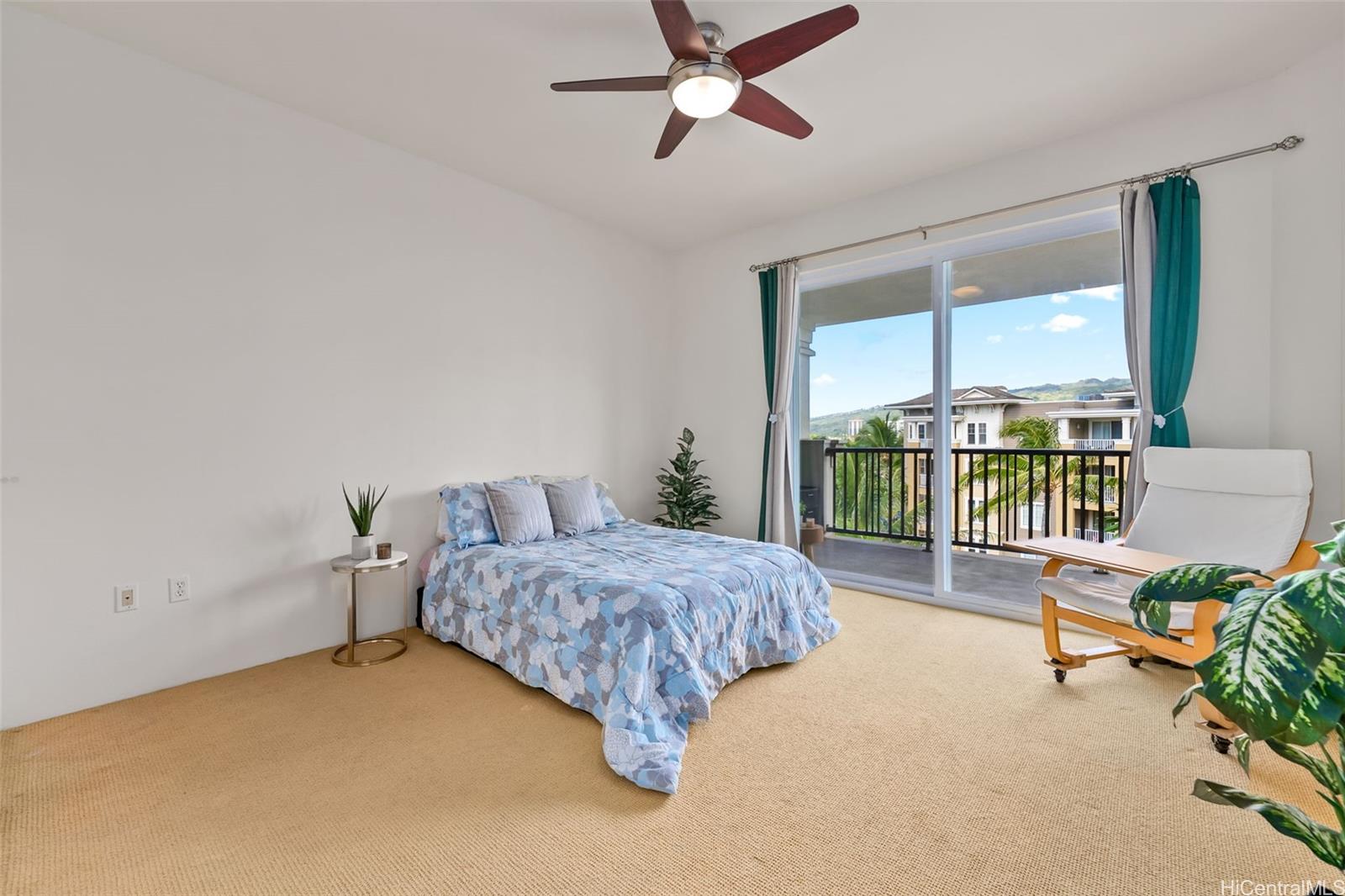 Colony at the Peninsula condo # 7411, Honolulu, Hawaii - photo 12 of 25