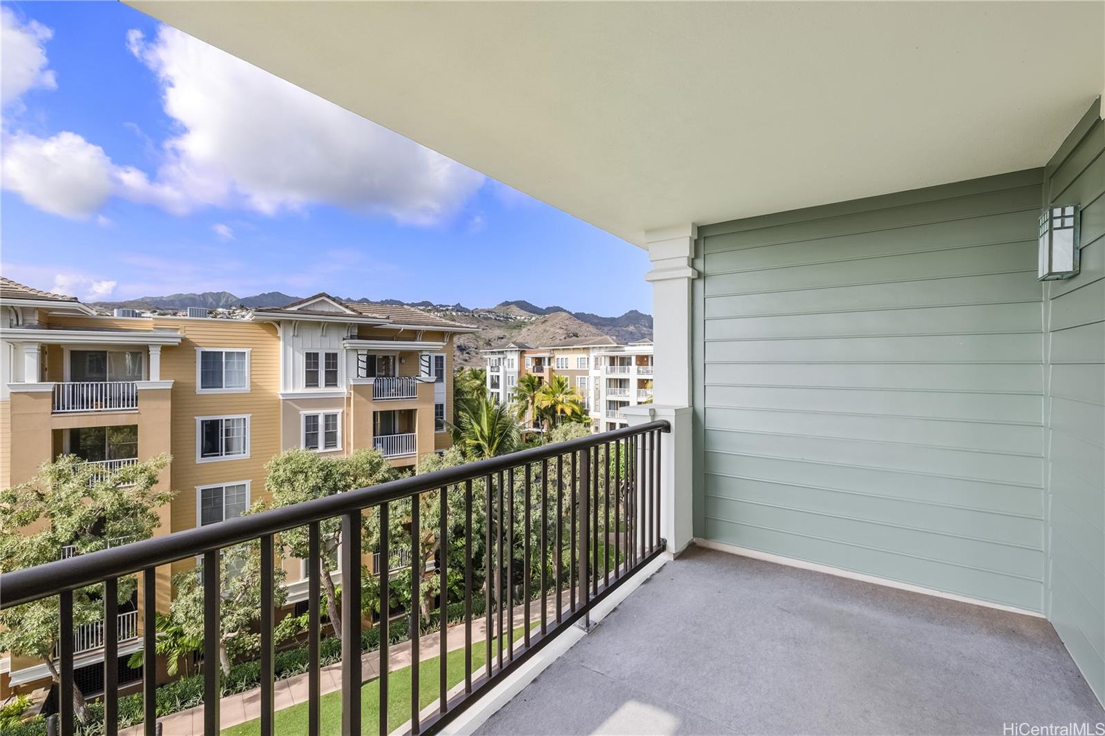 Colony at The Peninsula condo # 7418, Honolulu, Hawaii - photo 13 of 25