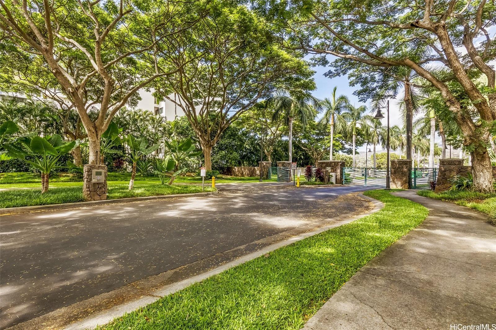 Colony at The Peninsula condo # 7418, Honolulu, Hawaii - photo 24 of 25