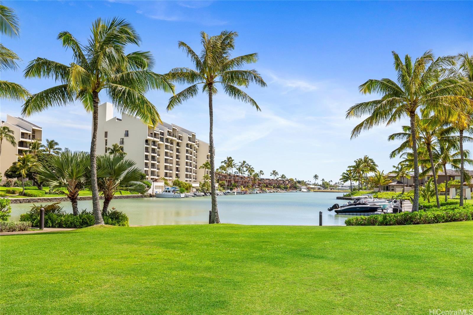 Colony at the Peninsula condo # 8107, Honolulu, Hawaii - photo 20 of 25