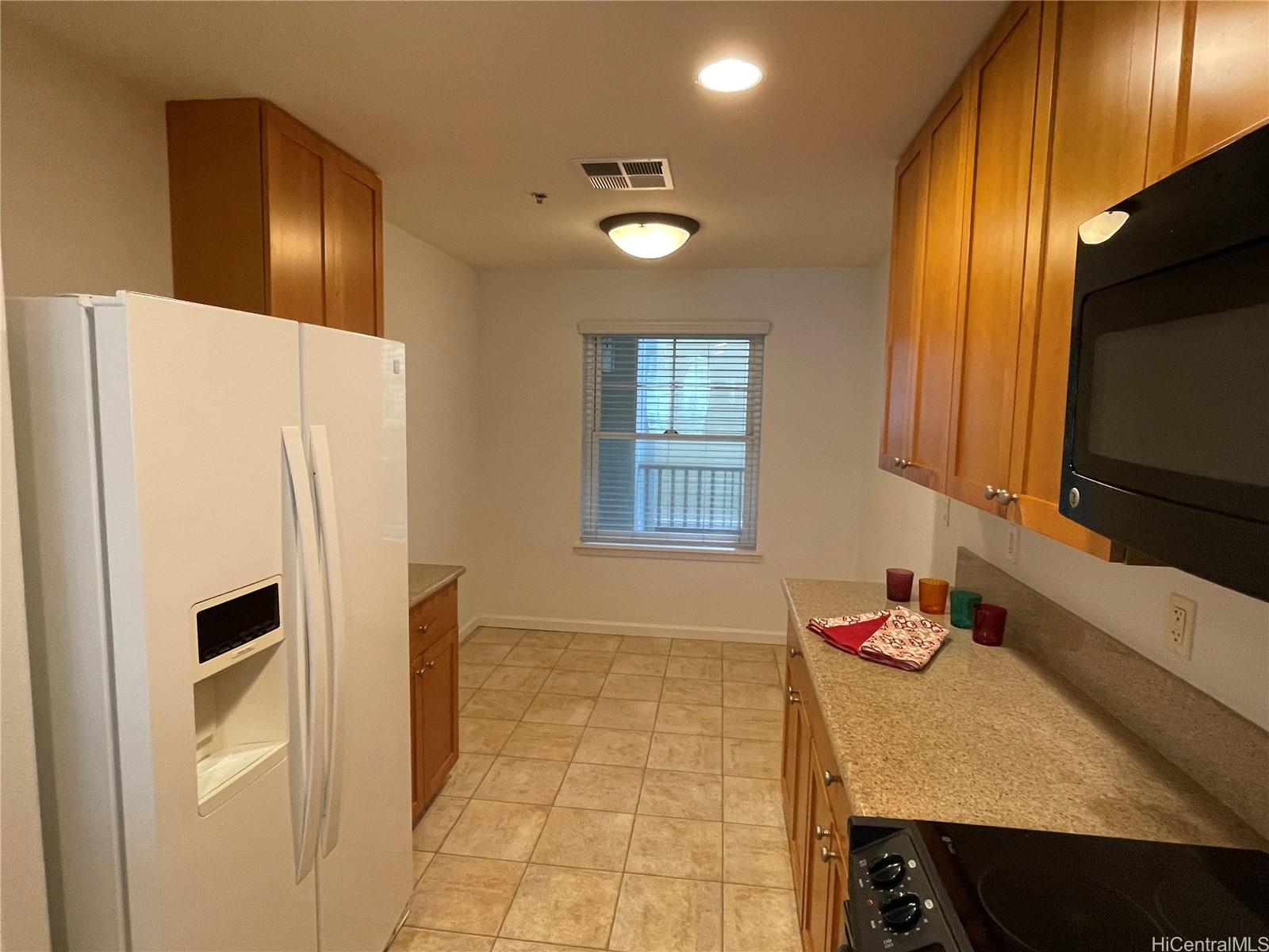 Colony at the Peninsula condo # 8225, Honolulu, Hawaii - photo 3 of 25