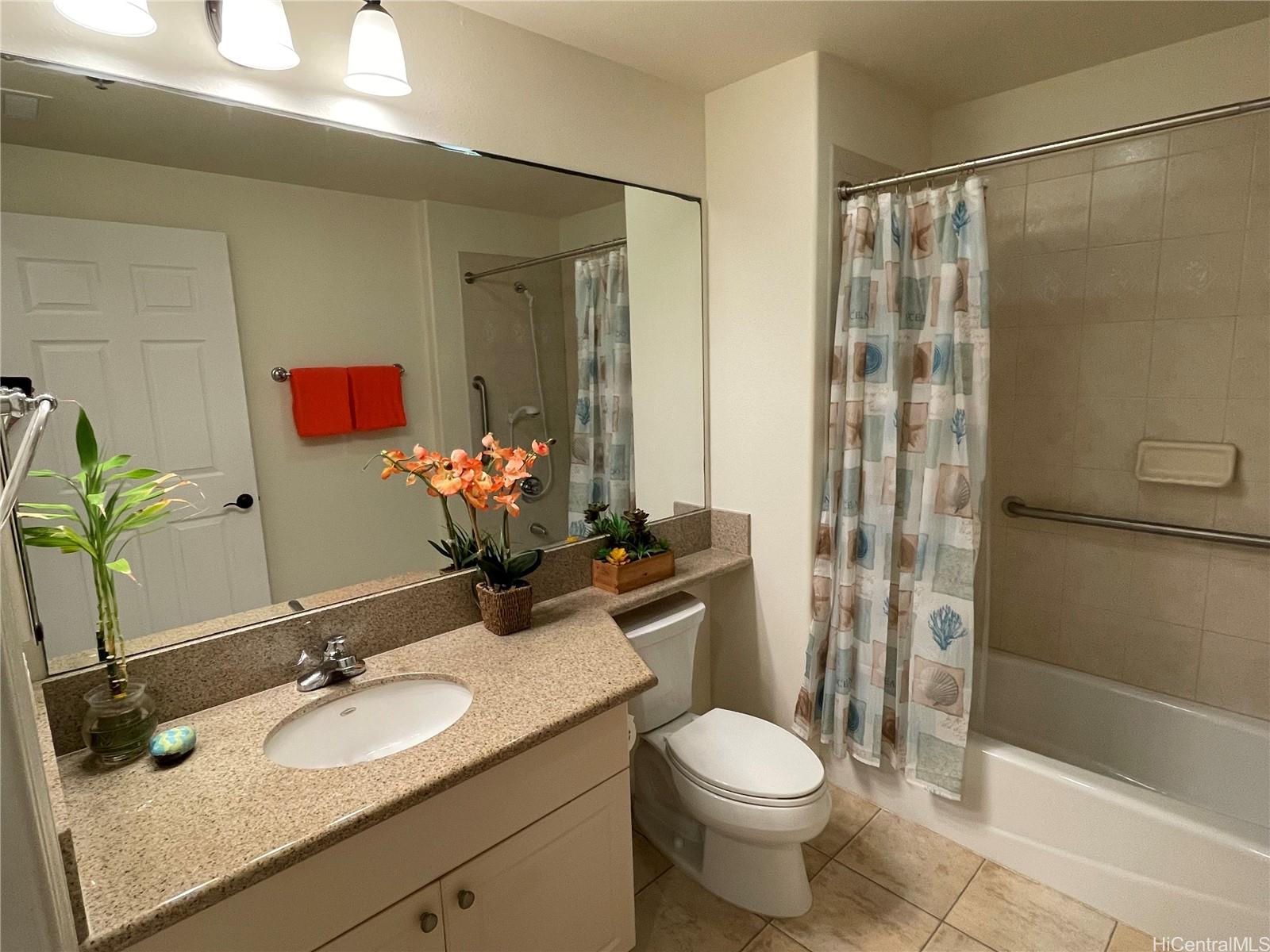 Colony at the Peninsula condo # 8225, Honolulu, Hawaii - photo 21 of 25