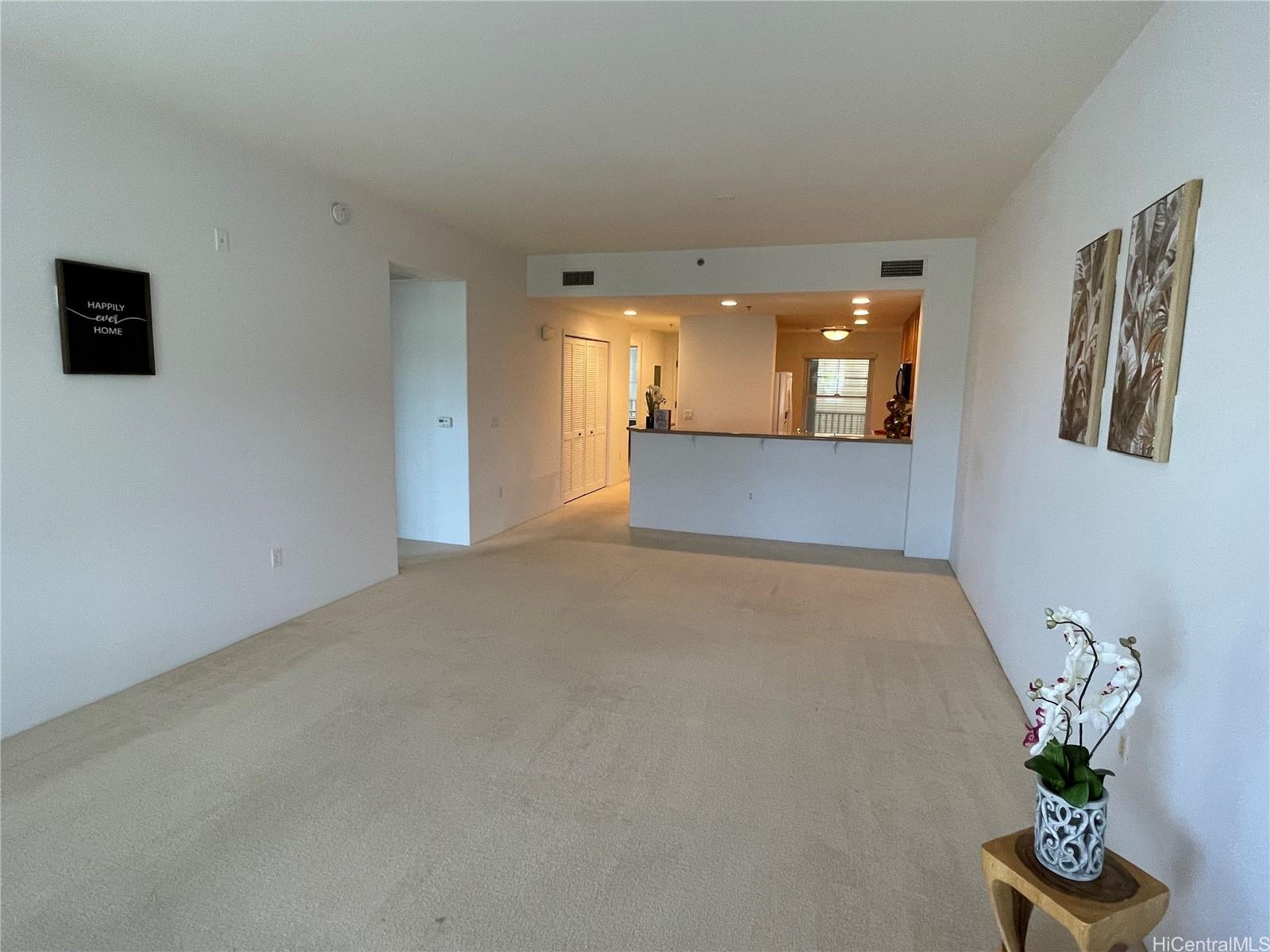 Colony at the Peninsula condo # 8225, Honolulu, Hawaii - photo 7 of 25