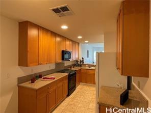 Peninsula AOAO townhouse # 8225, Honolulu, Hawaii - photo 2 of 24