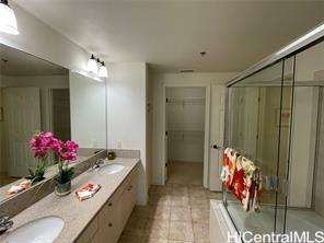 Peninsula AOAO townhouse # 8225, Honolulu, Hawaii - photo 11 of 24