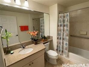 Peninsula AOAO townhouse # 8225, Honolulu, Hawaii - photo 20 of 24