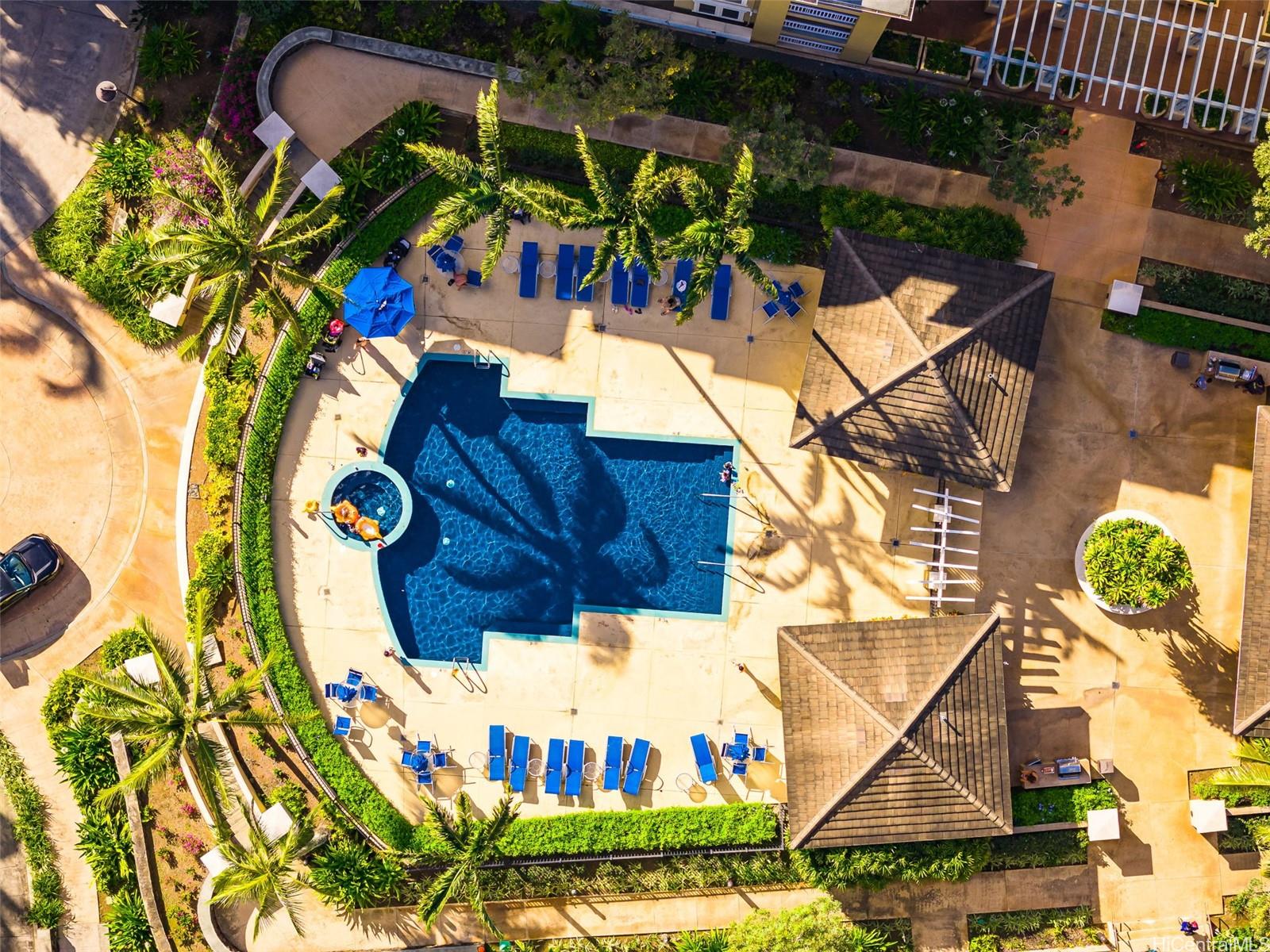 Colony at the Peninsula condo # 8416, Honolulu, Hawaii - photo 4 of 25