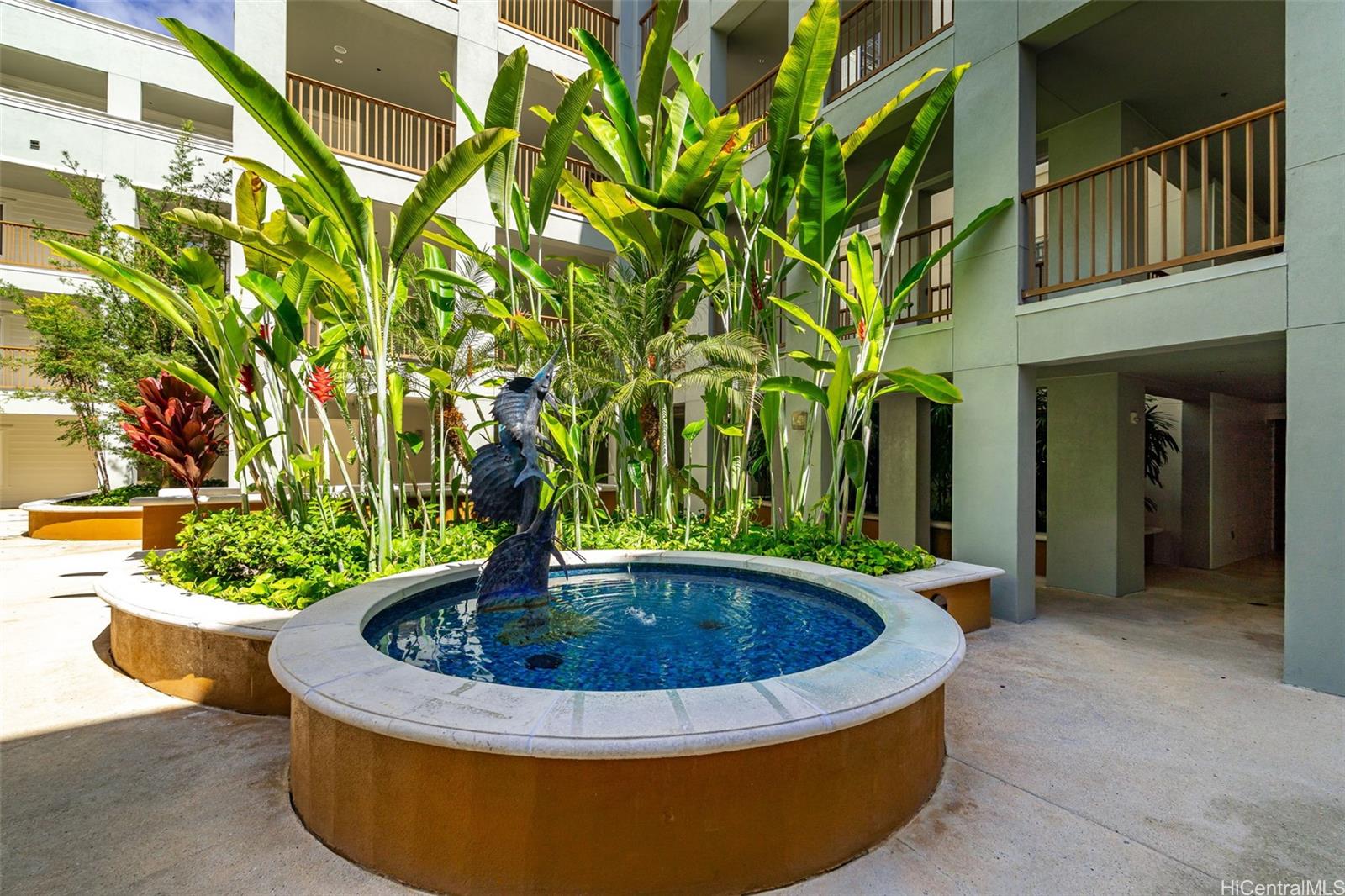 Colony at the Peninsula condo # 8416, Honolulu, Hawaii - photo 8 of 25