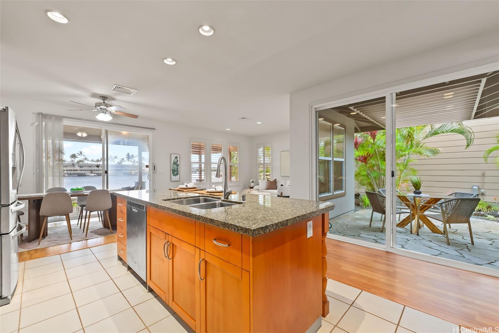 520  Lunalilo Home Road West Marina, Hawaii Kai home - photo 14 of 25