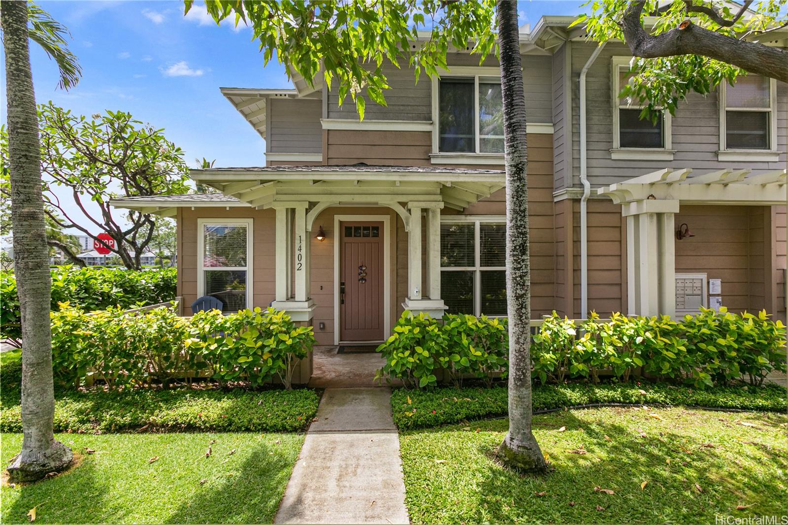 Hawaii Kai Peninsula Villas V1402, 520 Lunalilo Home Road, Honolulu