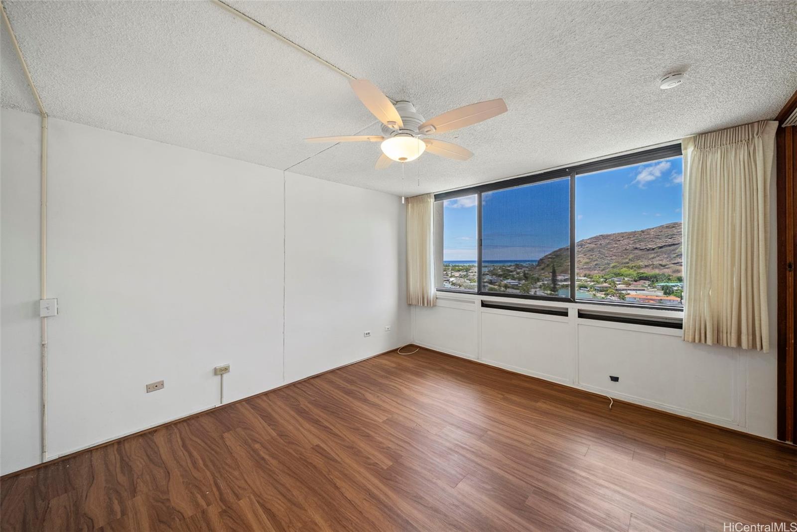 Mauna Luan condo # 12J, Honolulu, Hawaii - photo 13 of 23