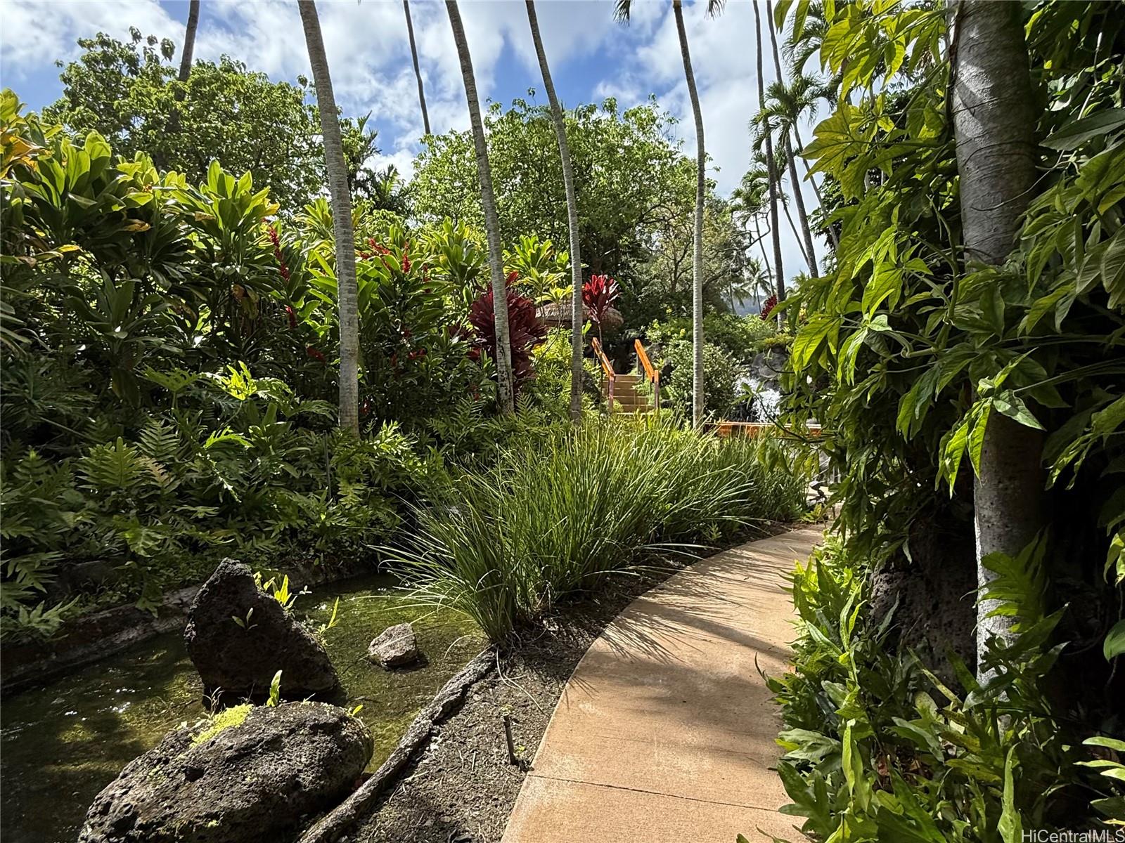 Mauna Luan condo # 2-15L, Honolulu, Hawaii - photo 23 of 25