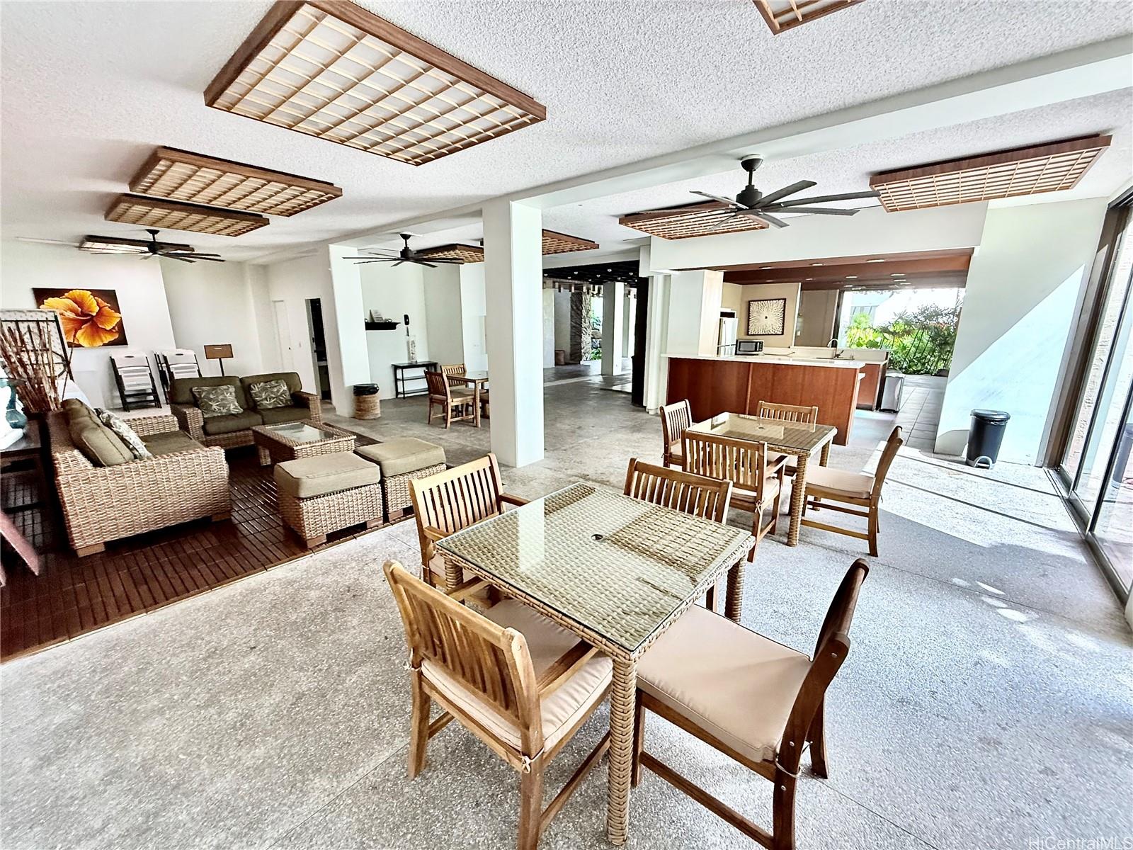 Mauna Luan condo # 2-15L, Honolulu, Hawaii - photo 17 of 25