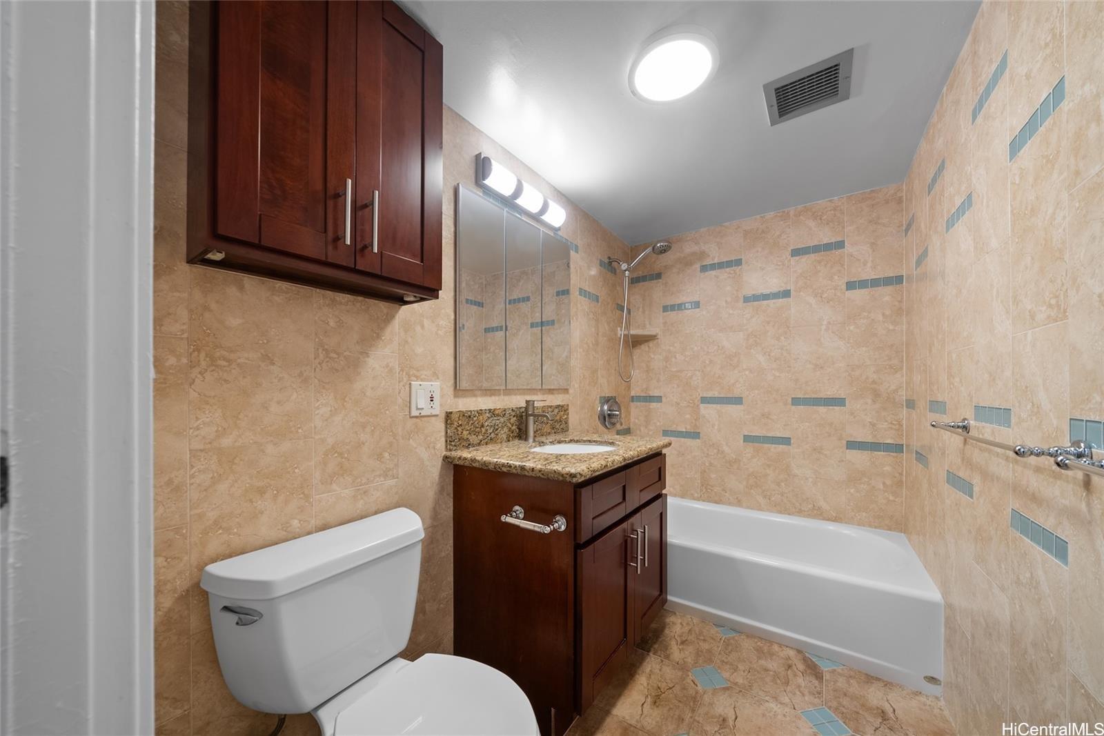 Mauna Luan condo # 2/2L, Honolulu, Hawaii - photo 14 of 22