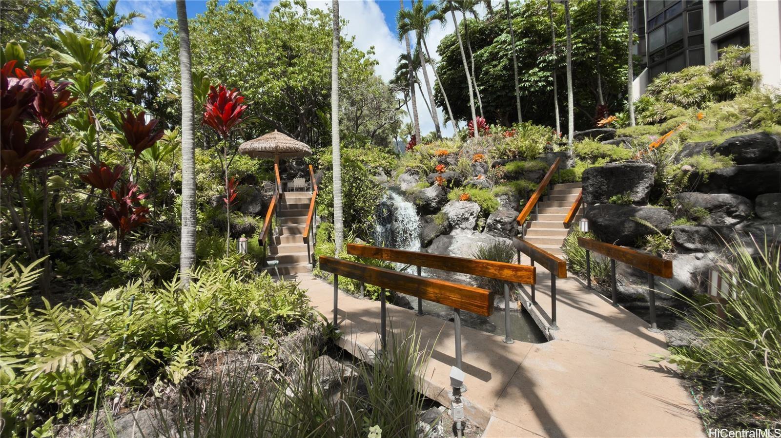 Mauna Luan condo # 2/2L, Honolulu, Hawaii - photo 21 of 22