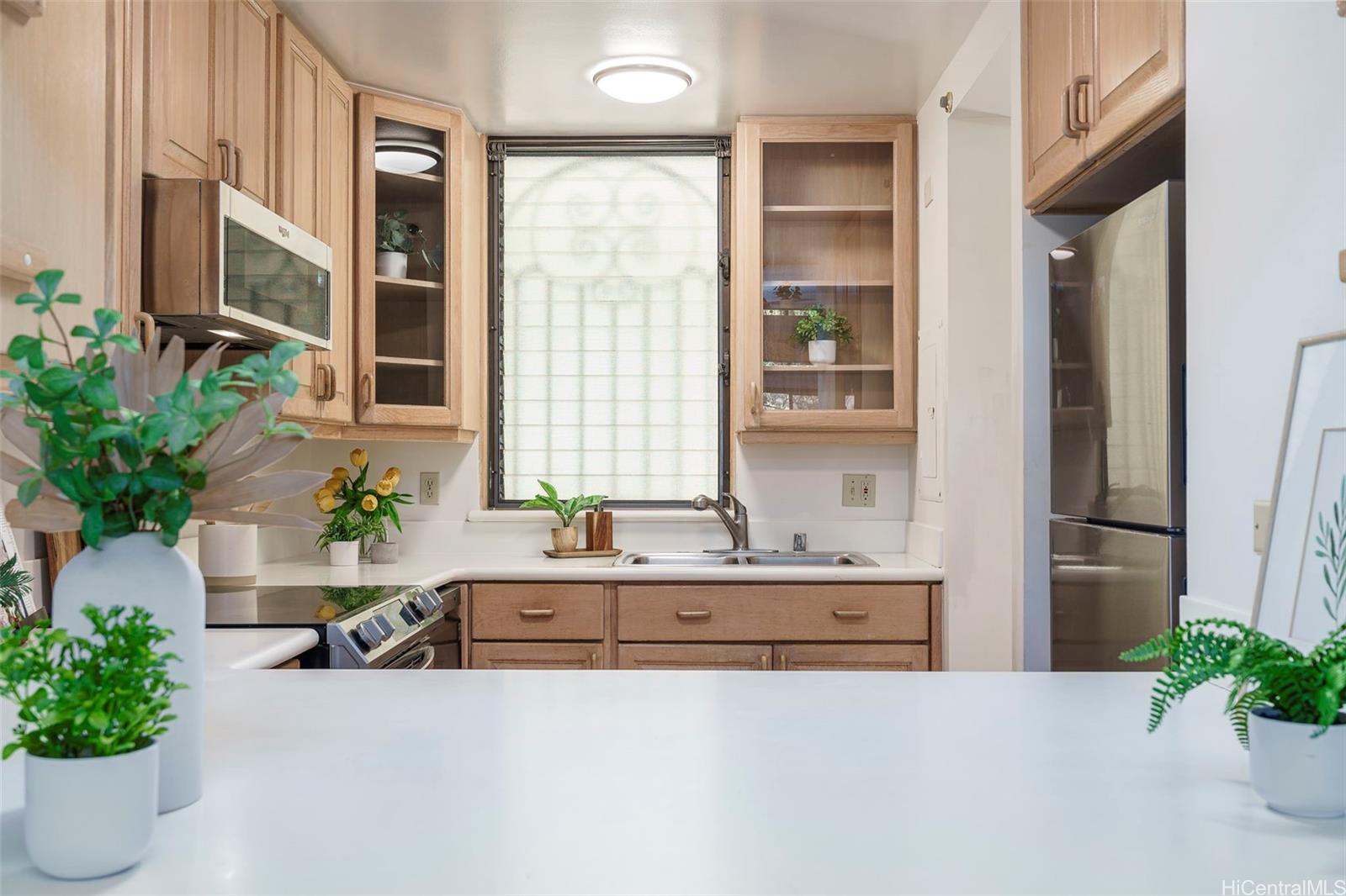 Mauna Luan condo # 2/4F, Honolulu, Hawaii - photo 11 of 25