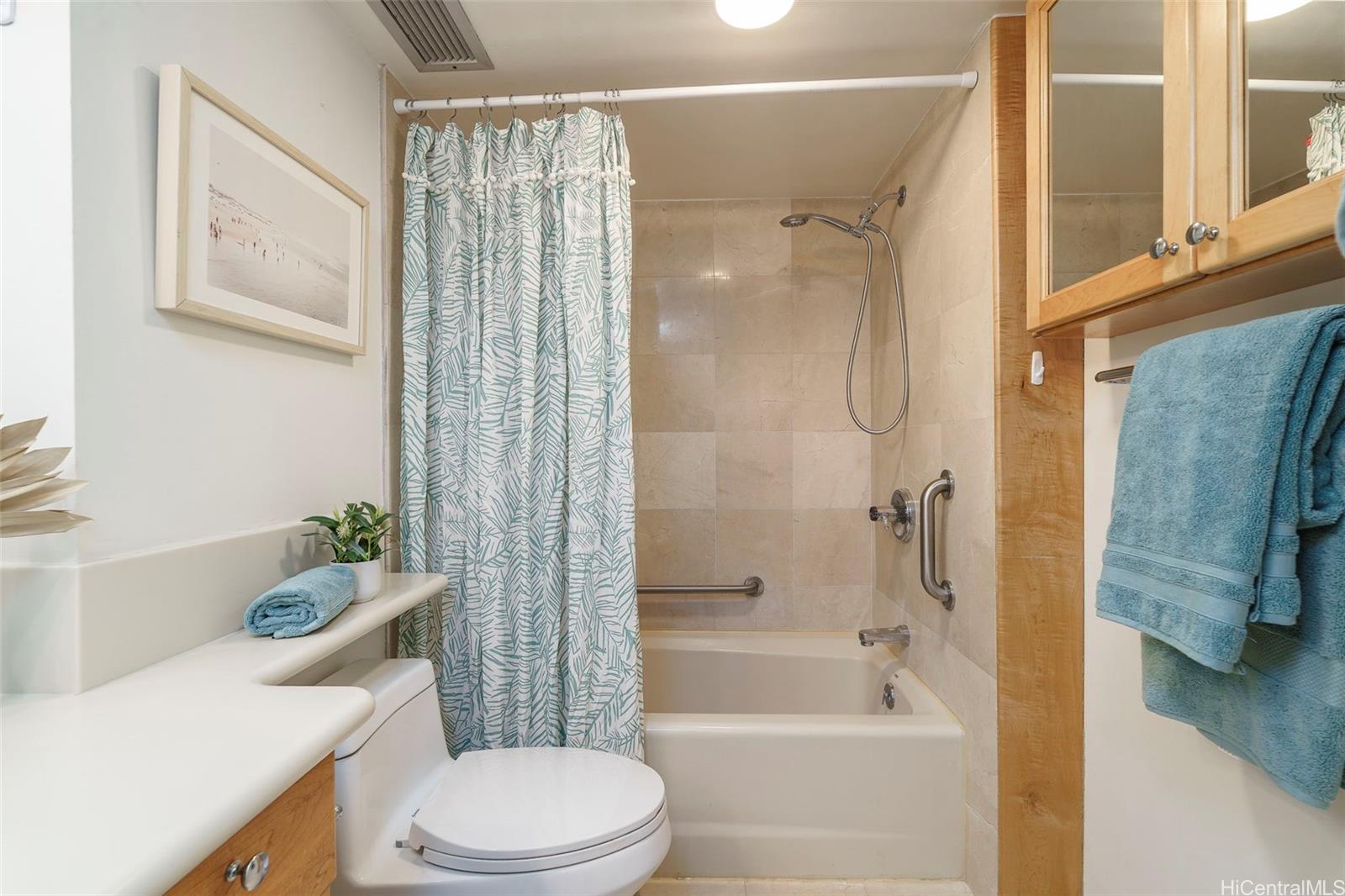 Mauna Luan condo # 2/4F, Honolulu, Hawaii - photo 13 of 25