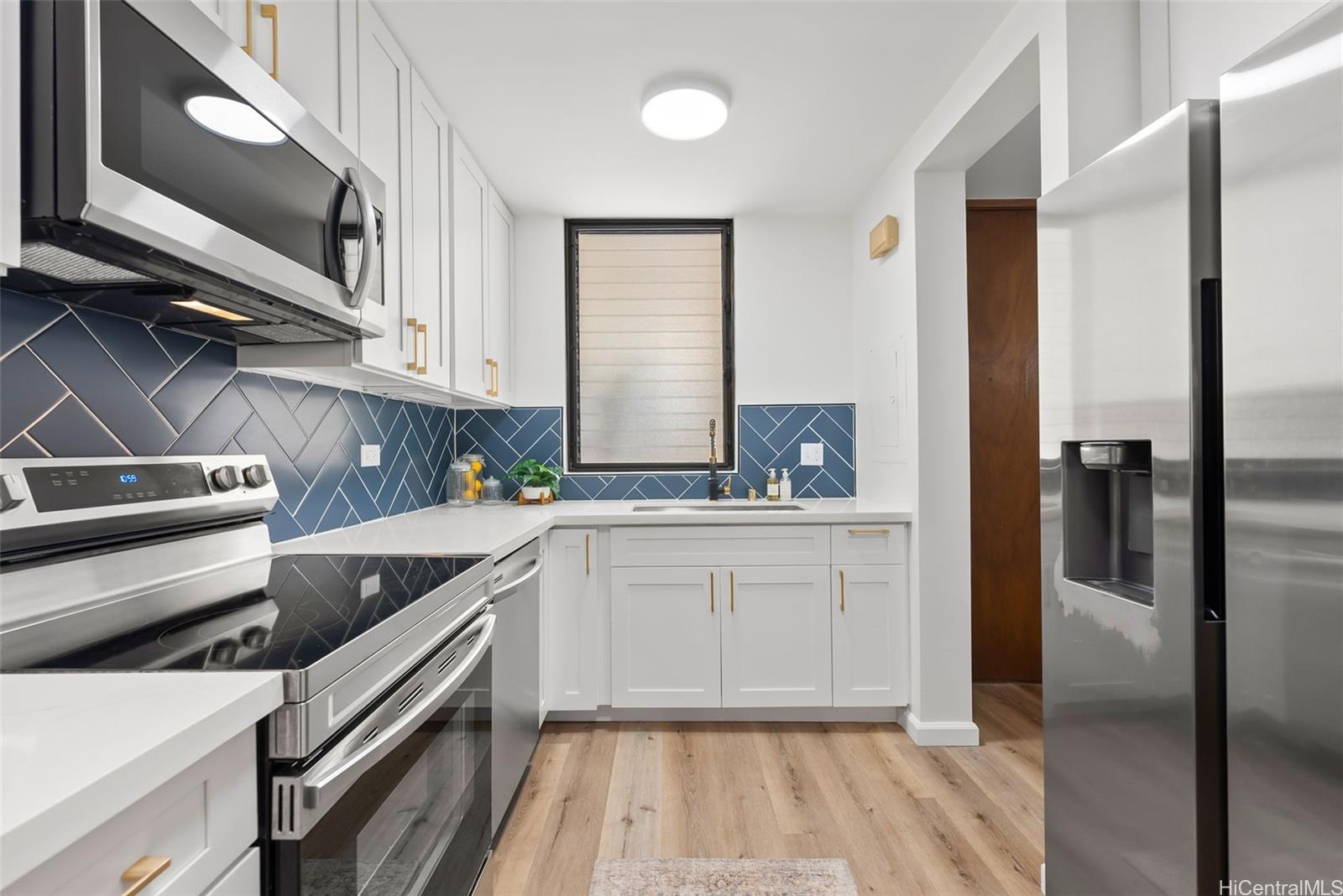 Mauna Luan condo # 2-6H, Honolulu, Hawaii - photo 4 of 25