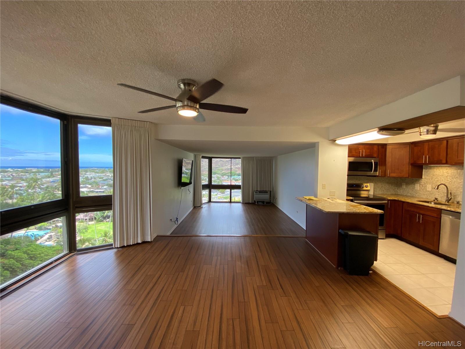 521 Hahaione Street 2/9L Honolulu Hawaii Rental Mauna Luan
