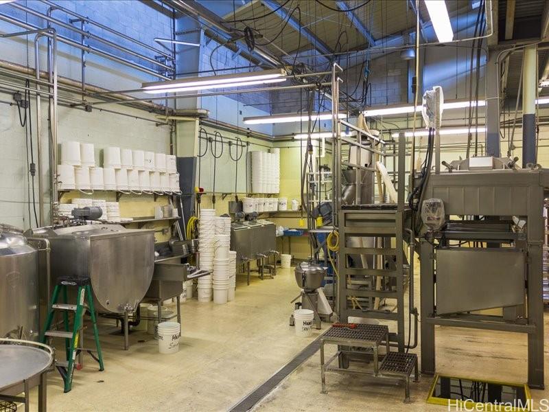 521 Kuwili St Honolulu Oahu commercial real estate photo7 of 21