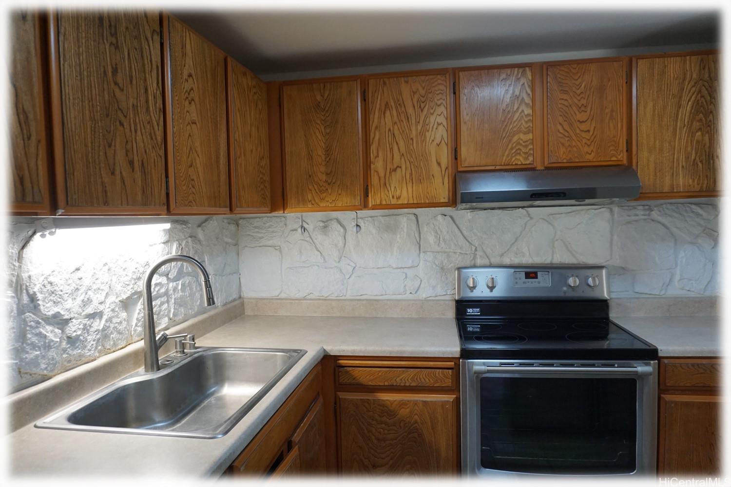 521 Pepeekeo Street 324B Honolulu Hawaii Rental Village Green