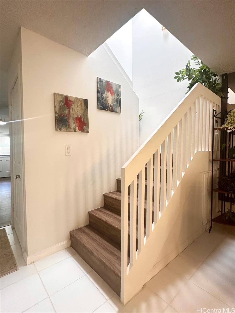 521 Pepeekeo Street townhouse # 8, Honolulu, Hawaii - photo 4 of 11