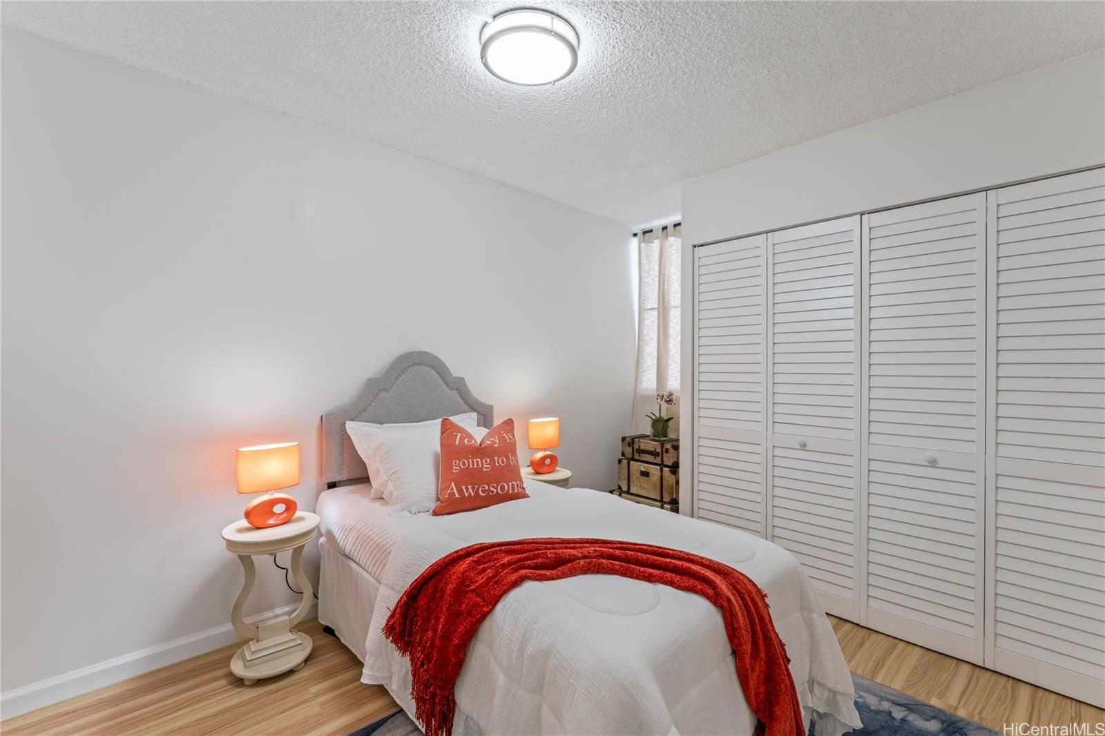 Fairway Gardens condo # 1201, Honolulu, Hawaii - photo 10 of 17