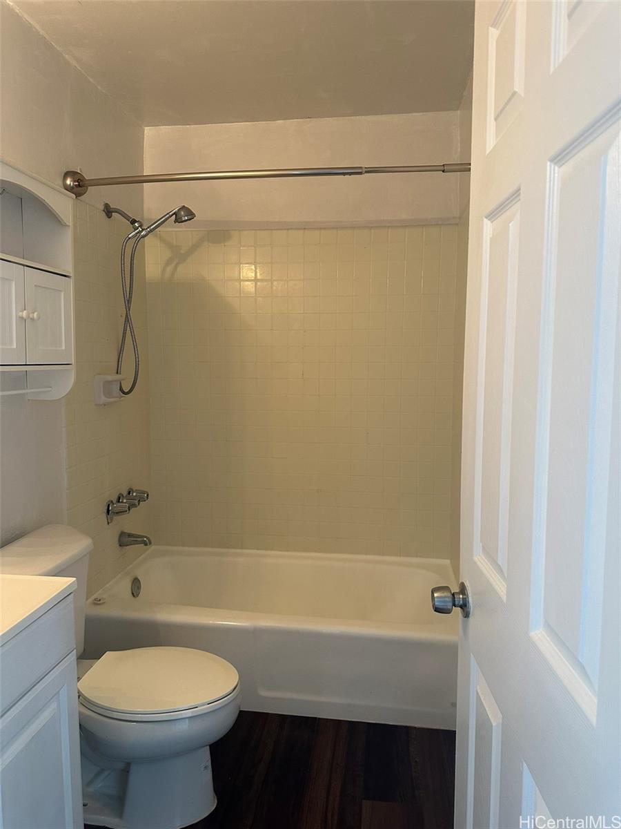 5210 Likini St Honolulu - Rental - photo 10 of 22