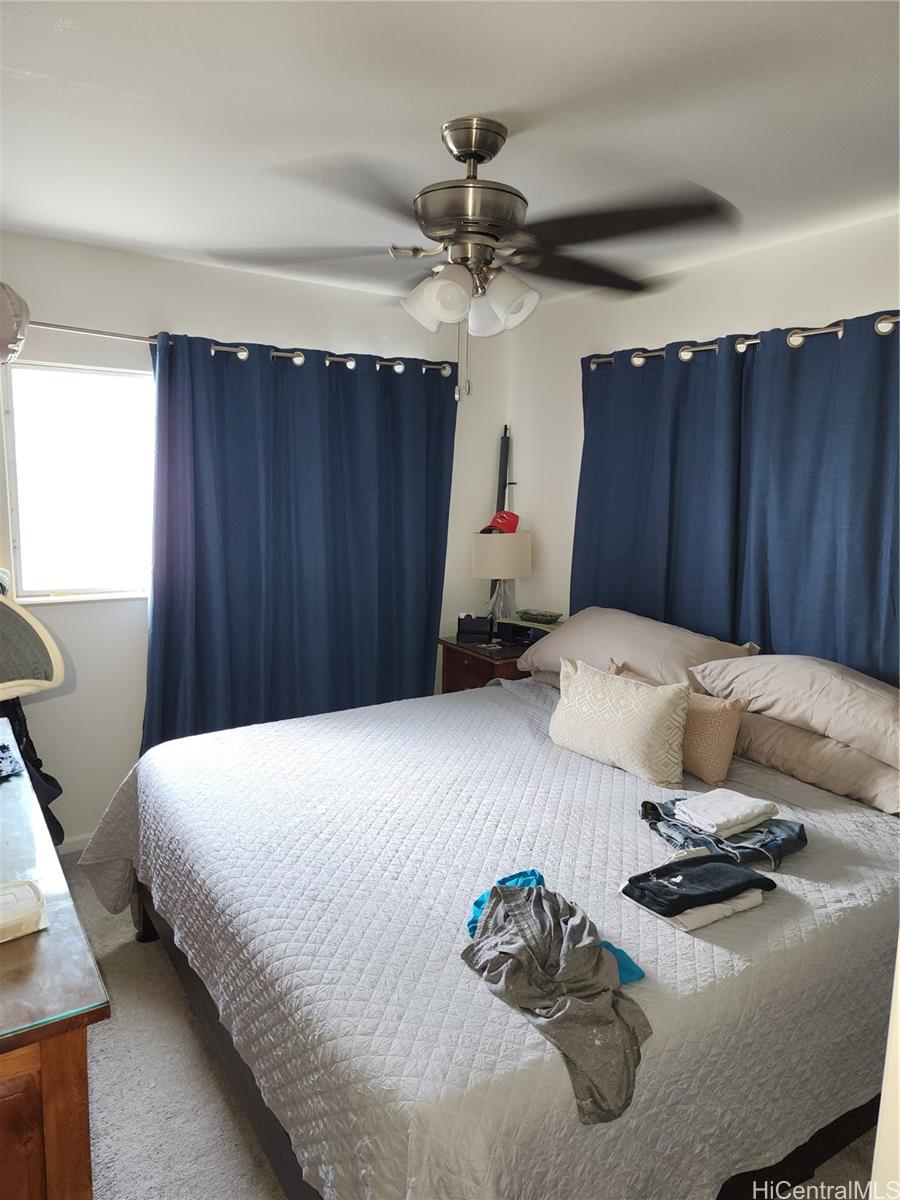 523  Kiholo Street Aina Haina Area, Diamond Head home - photo 4 of 5