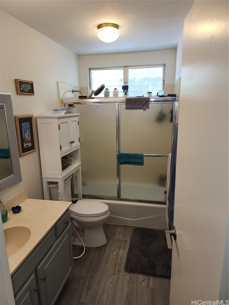 523  Kiholo Street Aina Haina Area, Diamond Head home - photo 5 of 5