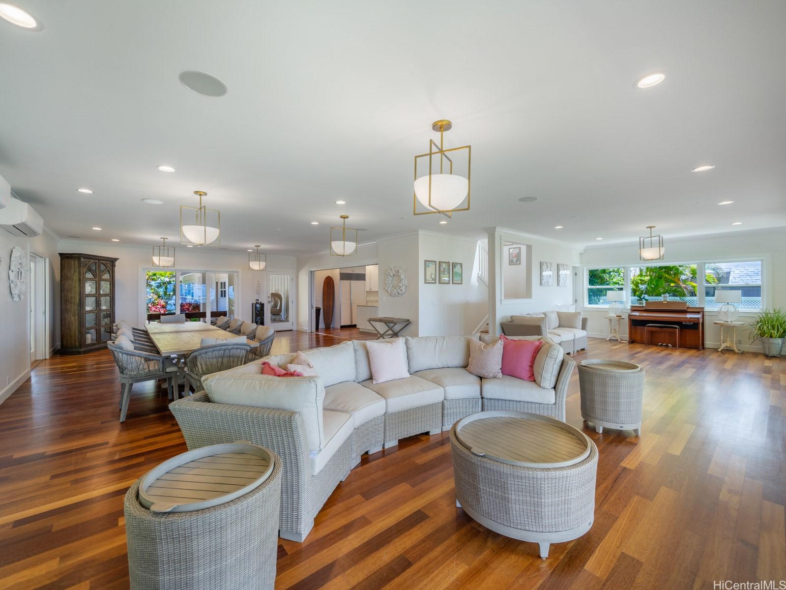 5245  Kalanianaole Hwy Aina Haina Beach, Diamond Head home - photo 12 of 25