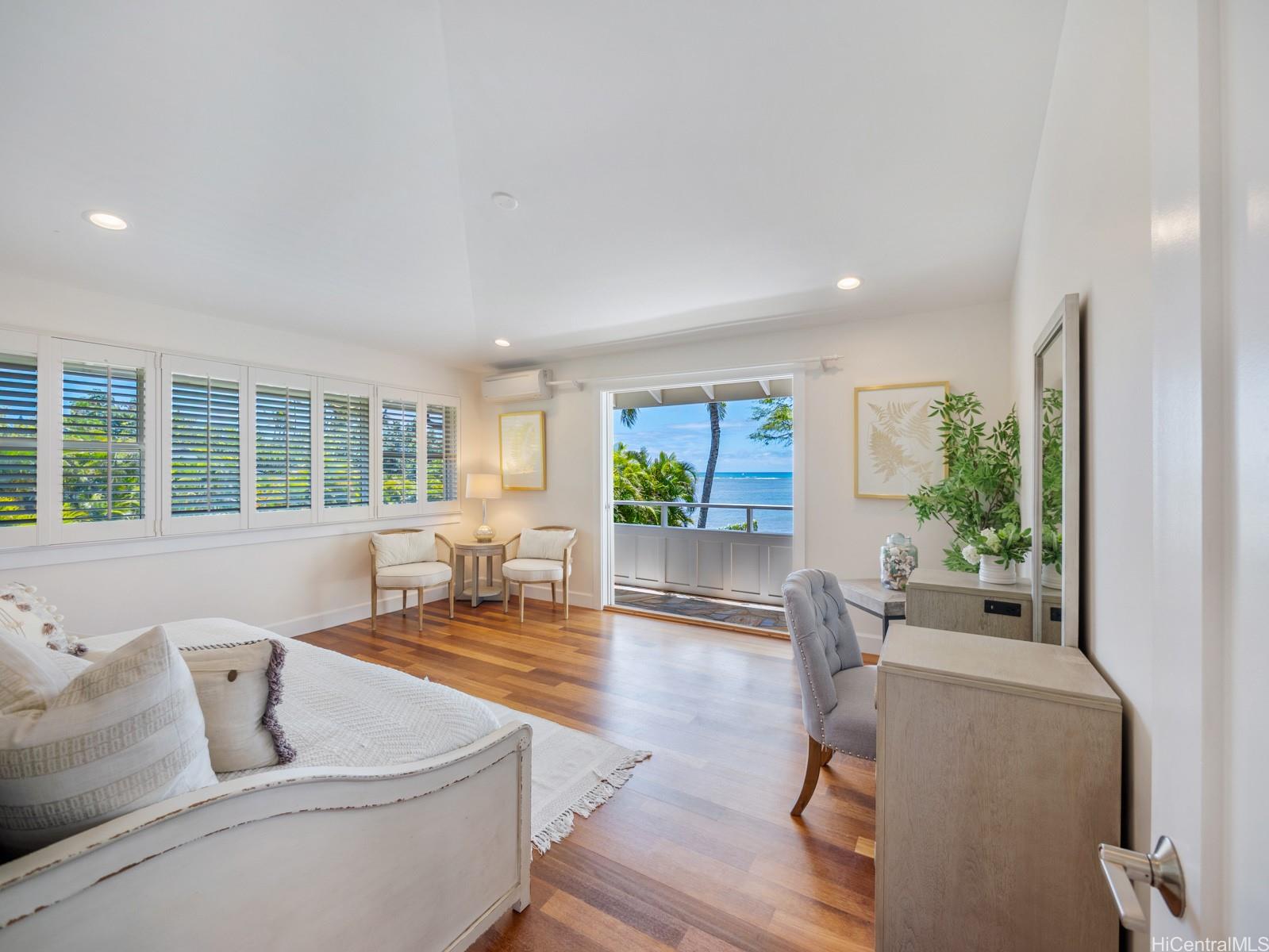 5245  Kalanianaole Hwy Aina Haina Beach, Diamond Head home - photo 18 of 25