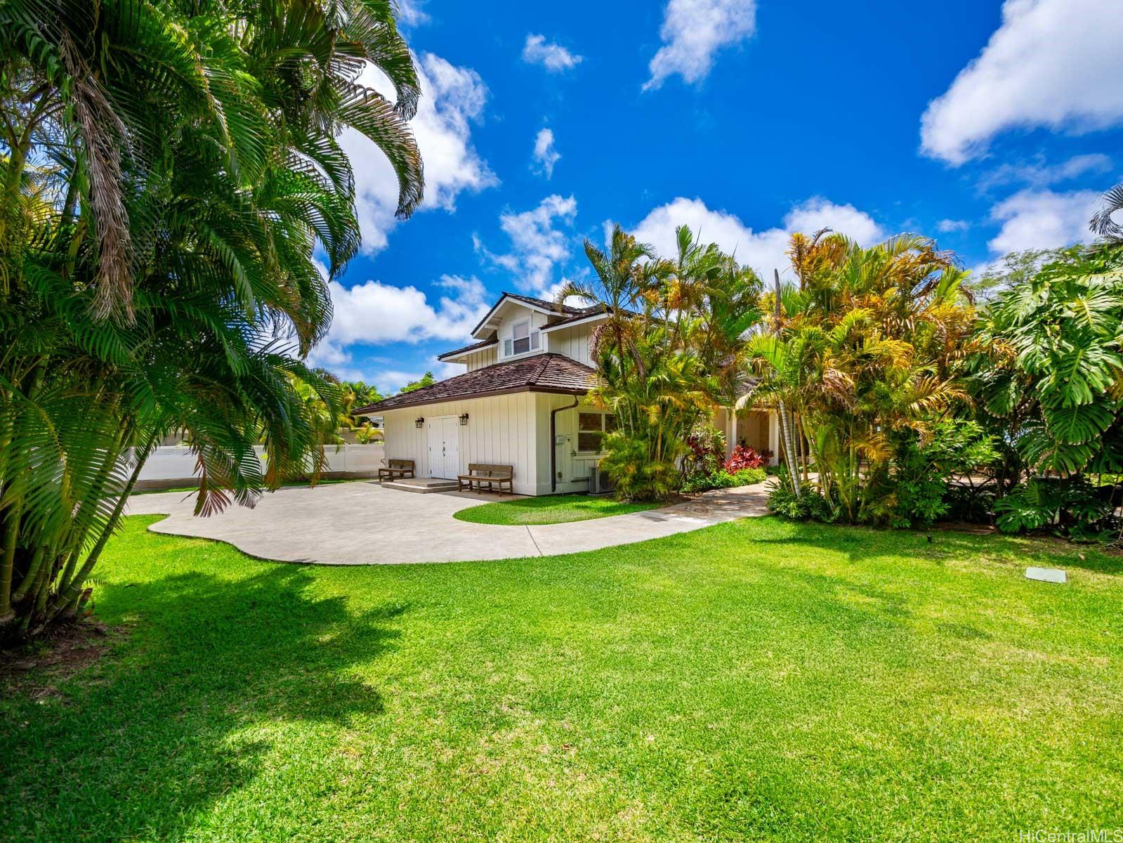 5245  Kalanianaole Hwy Aina Haina Beach, Diamond Head home - photo 5 of 25