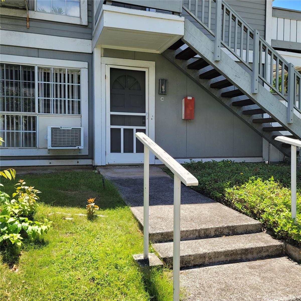 525 Mananai Pl Honolulu - Rental - photo 2 of 10