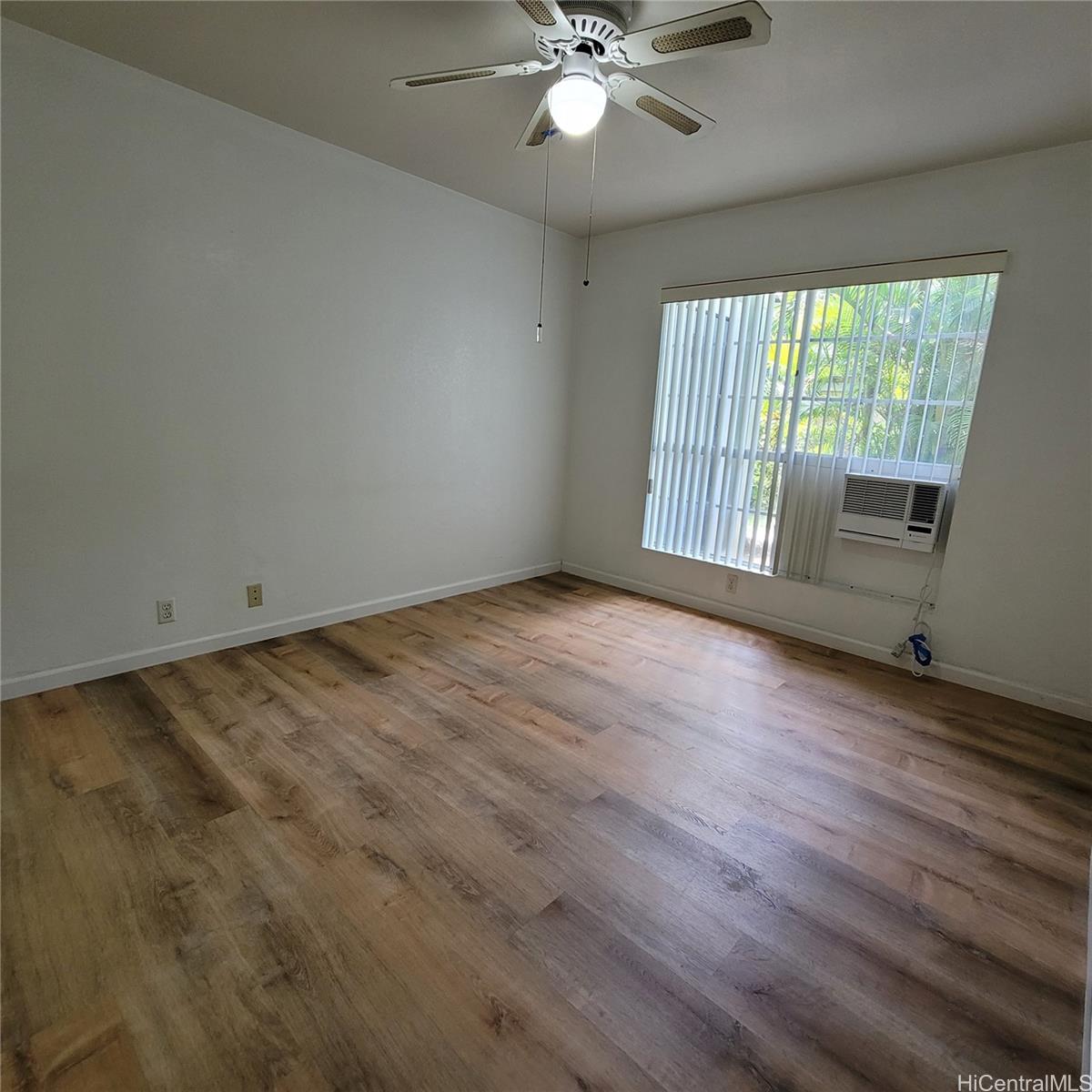 525 Mananai Pl Honolulu - Rental - photo 9 of 10