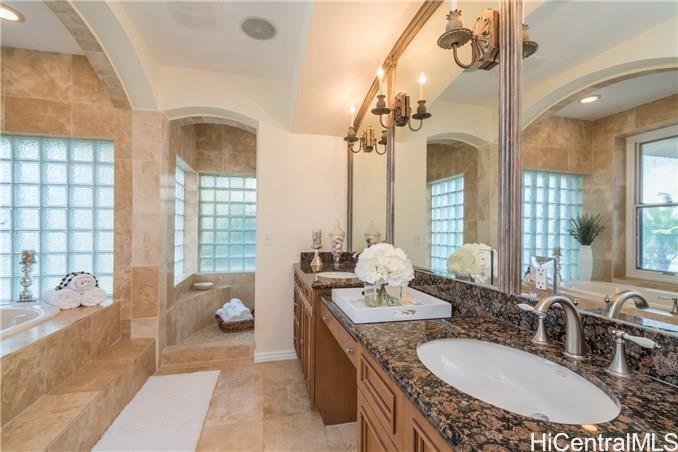 525  Moaniala St Hawaii Loa Ridge, Diamond Head home - photo 12 of 23