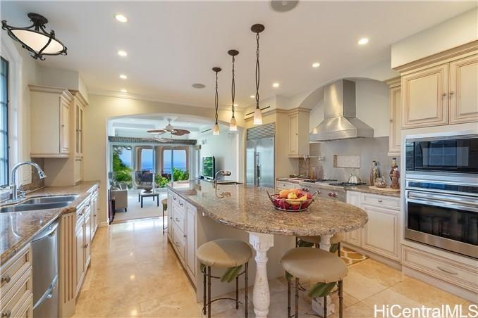 525  Moaniala St Hawaii Loa Ridge, Diamond Head home - photo 7 of 23