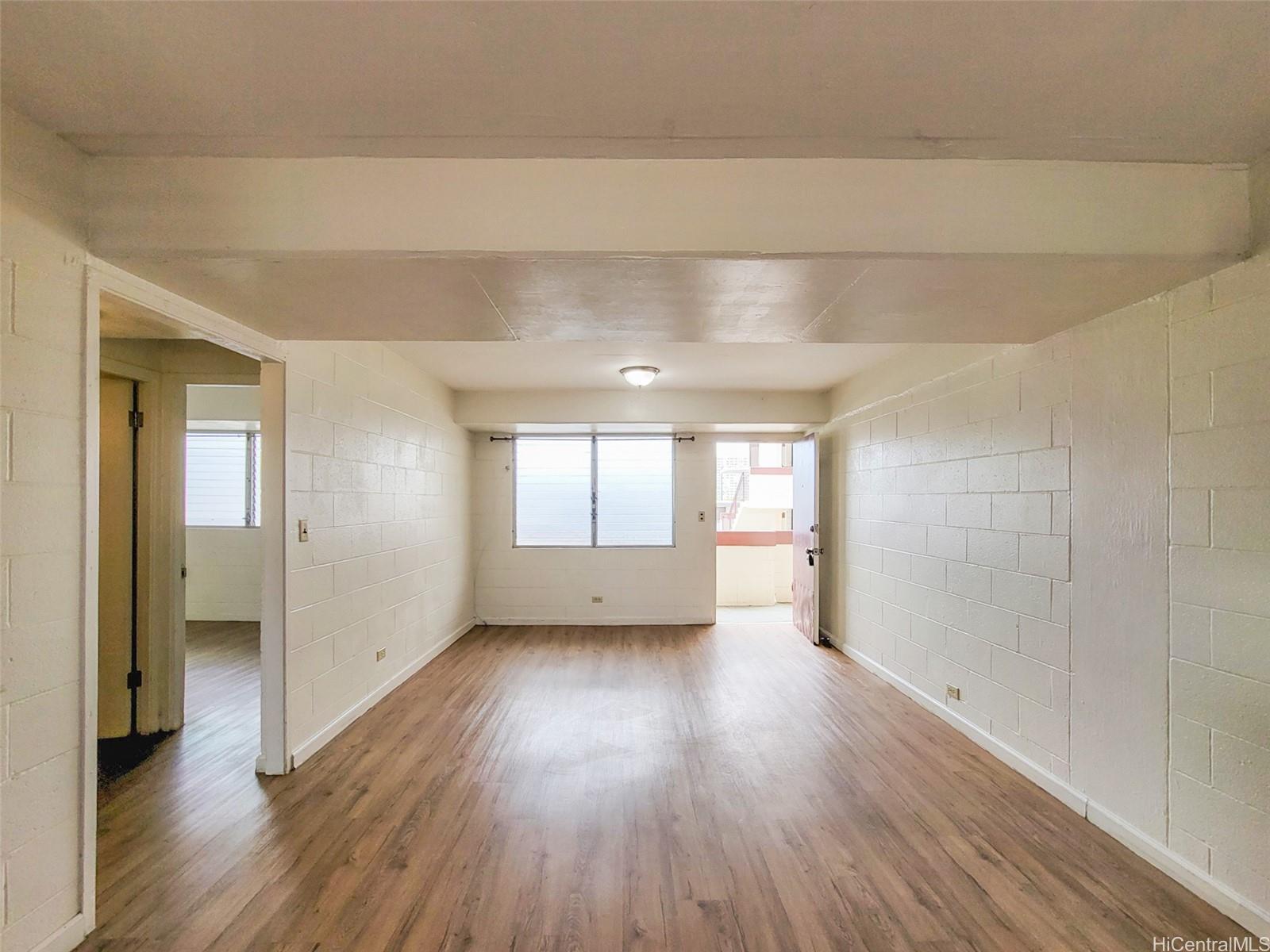 526 N School St Honolulu - Rental - photo 4 of 13