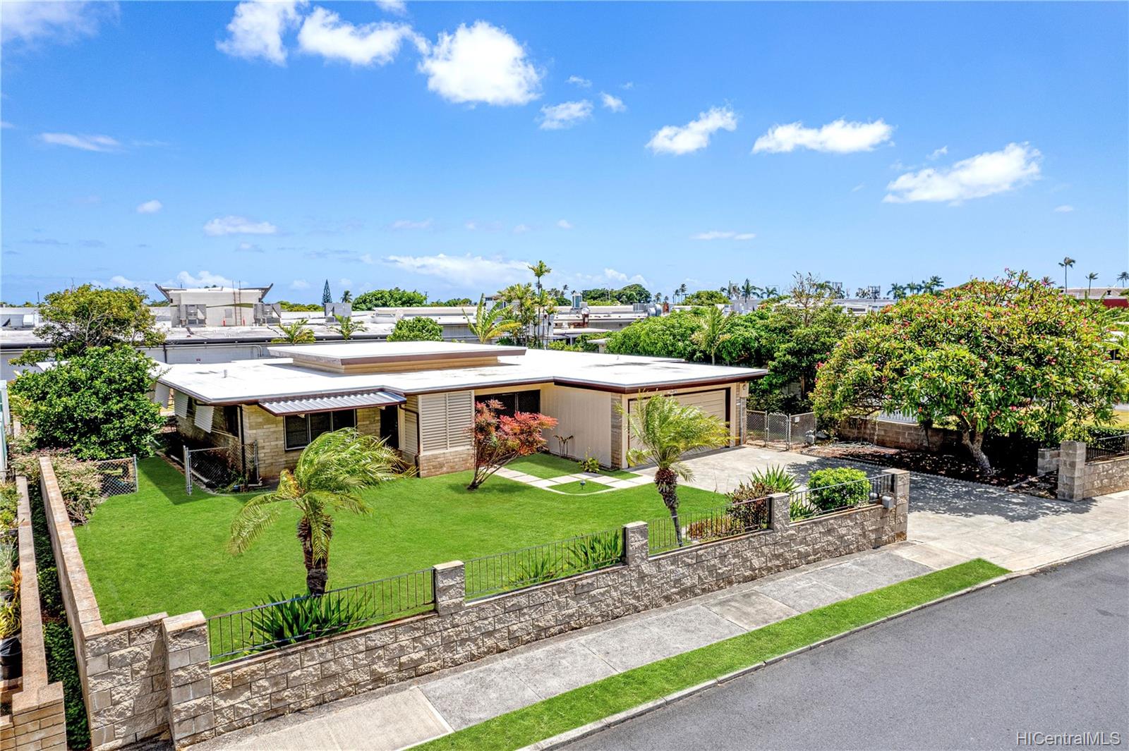 5265 Makalena Street , Honolulu, Hi 96821 Aina Haina Area