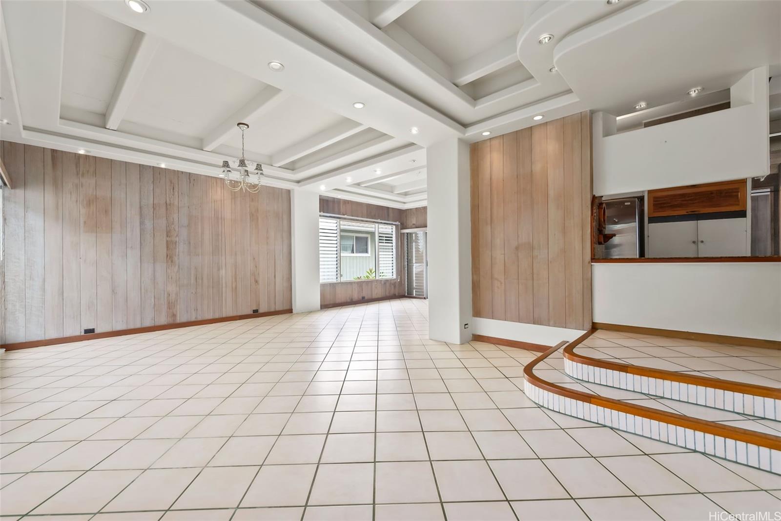 5270  Kilauea Ave Waialae Nui Vly, Diamond Head home - photo 3 of 25