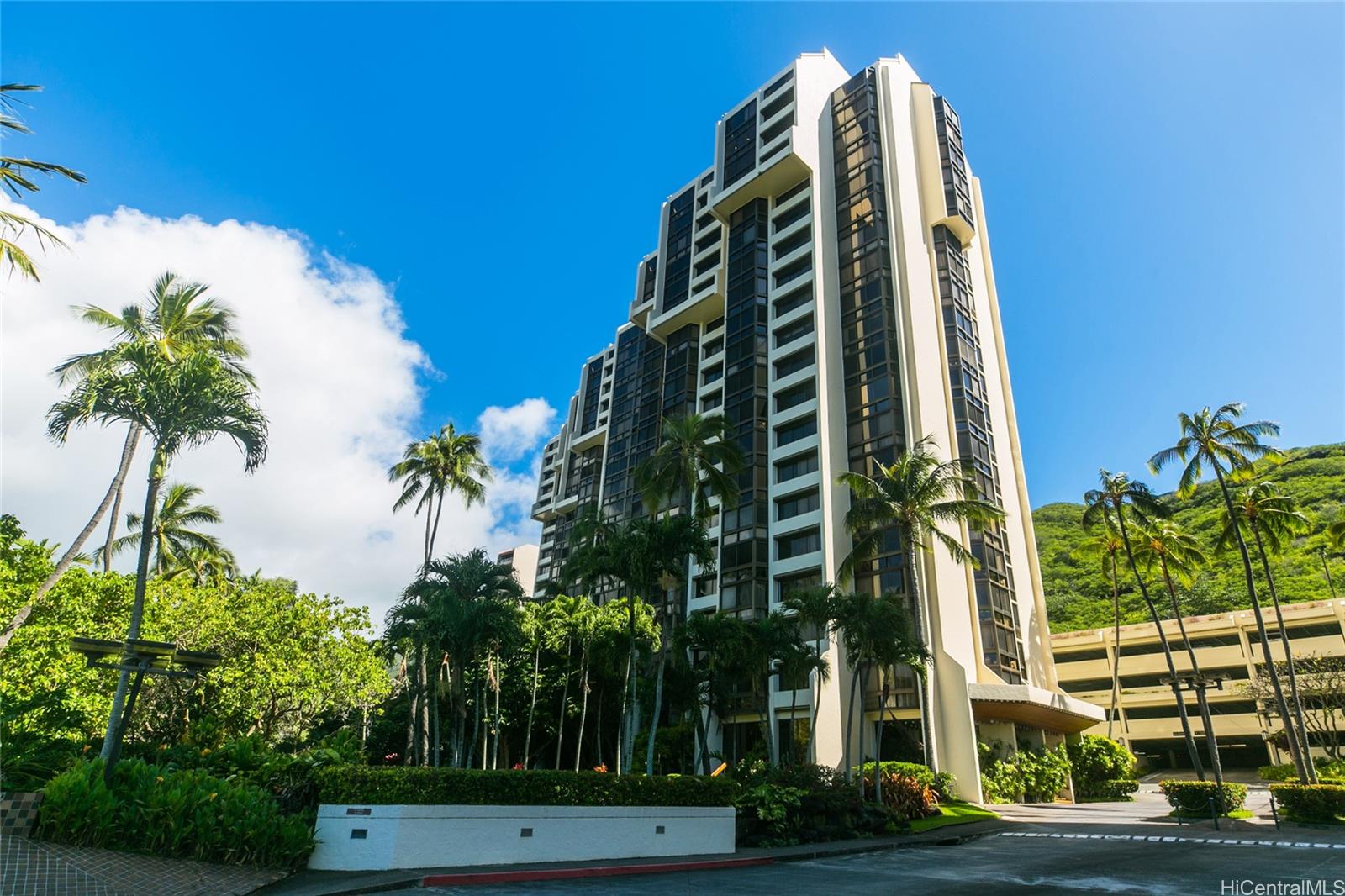 Mauna Luan 2/11B, 531 Hahaione Street, Honolulu Hahaionelower