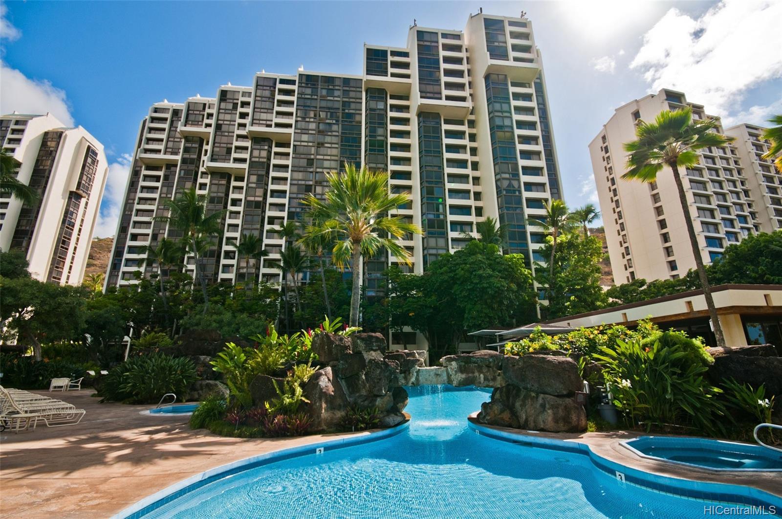 531 Hahaione Street 2/18E Honolulu Hawaii Rental Mauna Luan