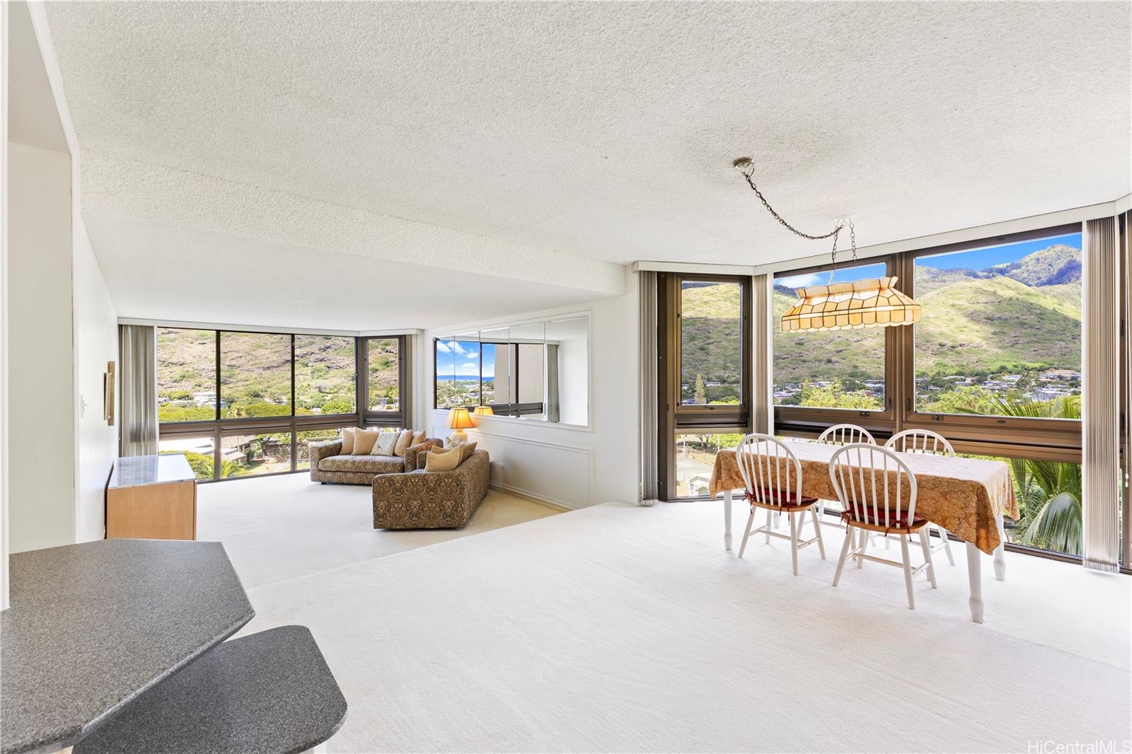 Mauna Luan condo # 2-9A, Honolulu, Hawaii - photo 2 of 25